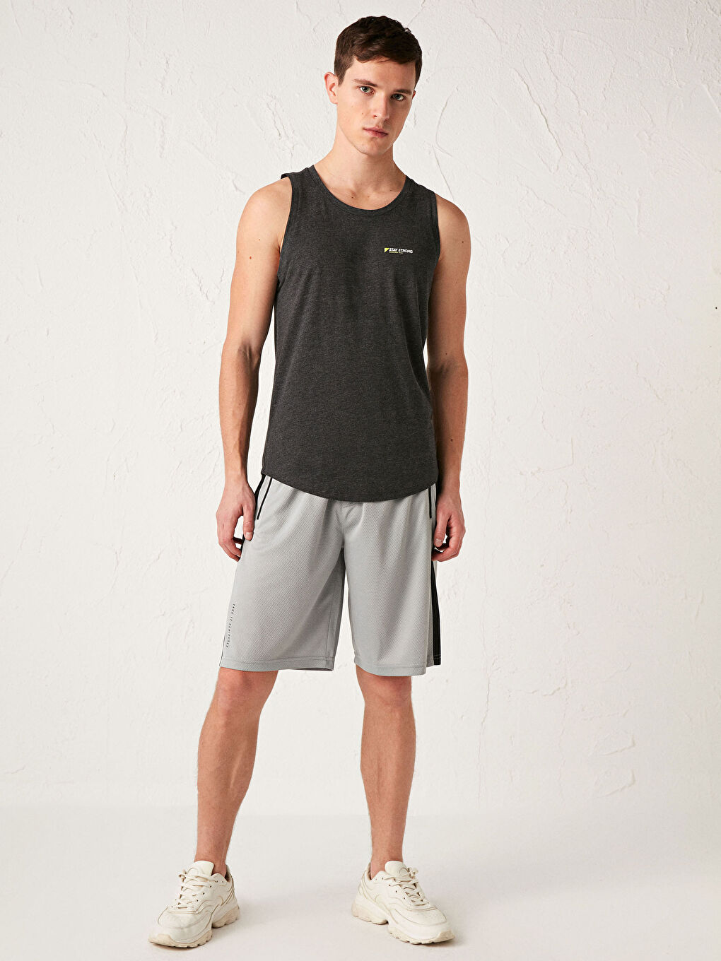 Gri Standart Kalıp Aktif Spor Şort-4