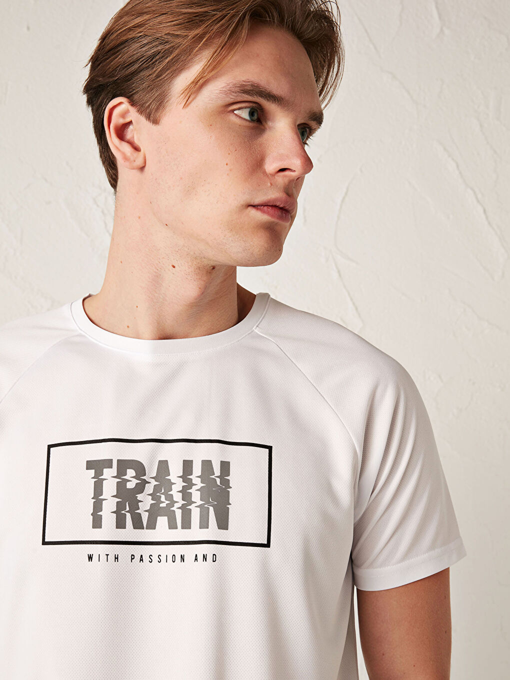 Beyaz Bisiklet Yaka Kısa Kollu Aktif Spor Erkek Tişört-2