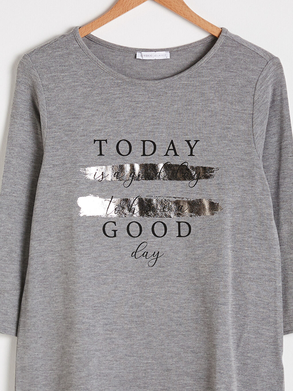 T-shirt imprimé avec slogan à col rond-7