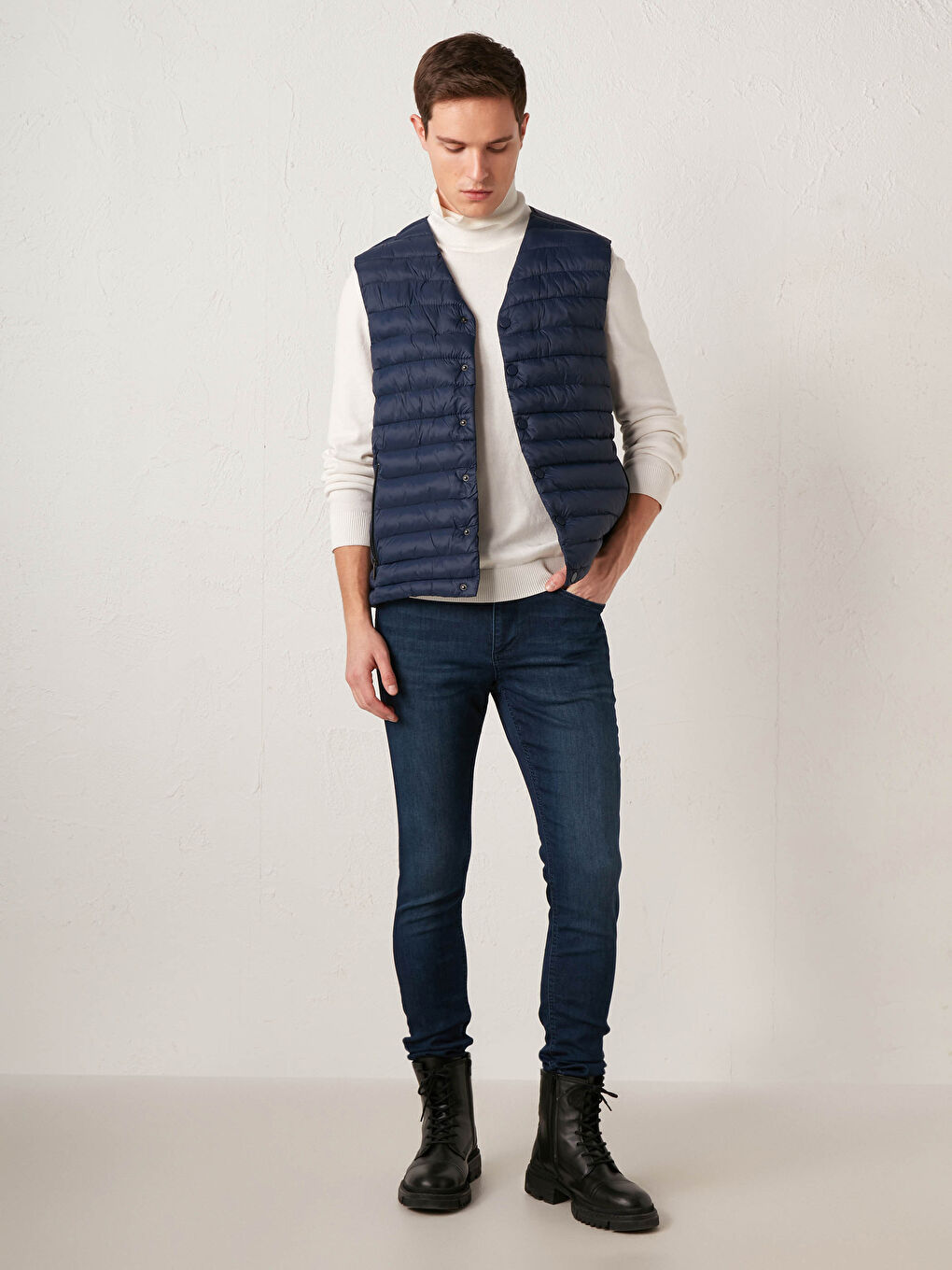 Lacivert Standart Kalıp V Yaka İnce Yelek-4