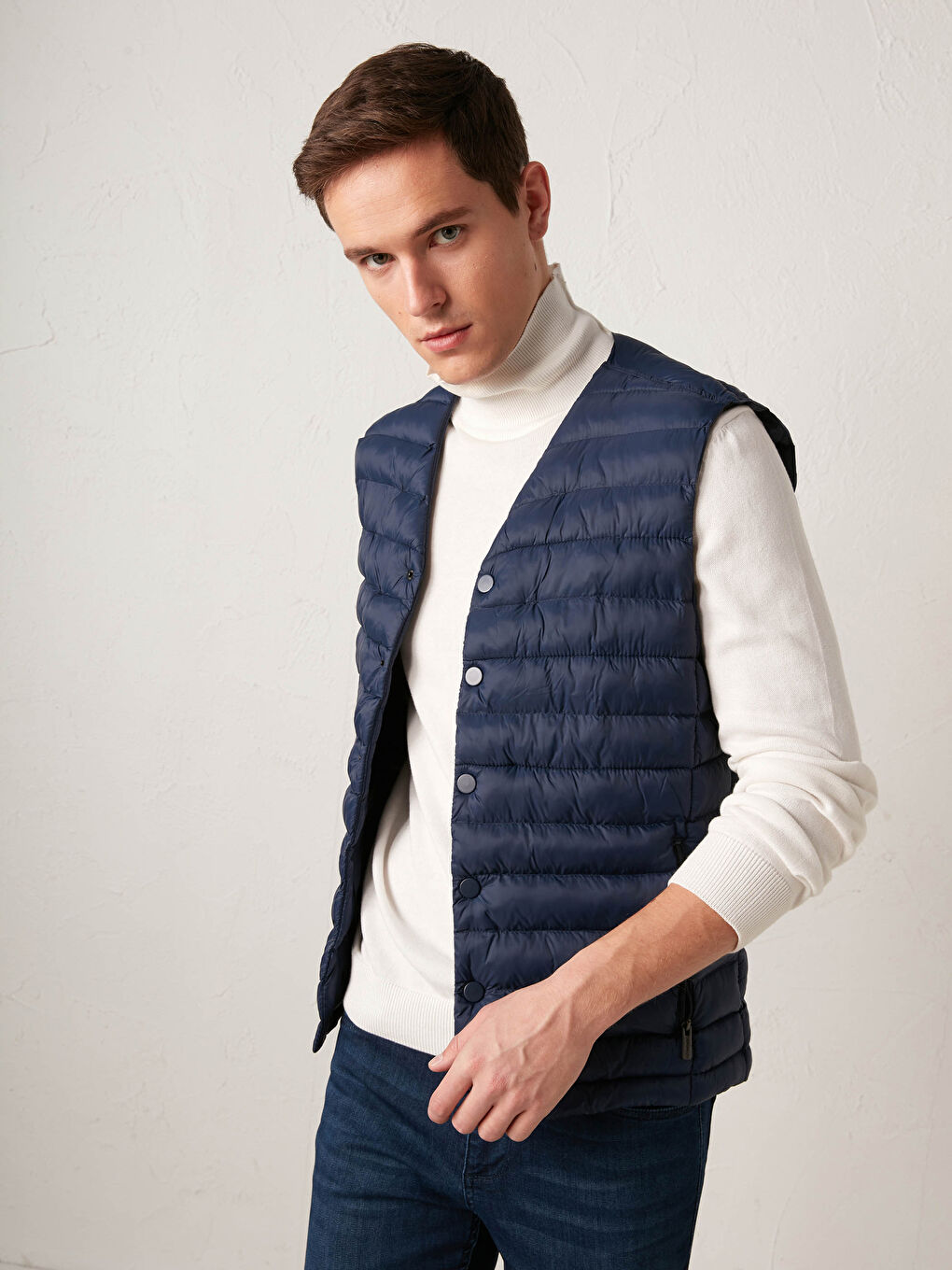 Lacivert Standart Kalıp V Yaka İnce Yelek-1