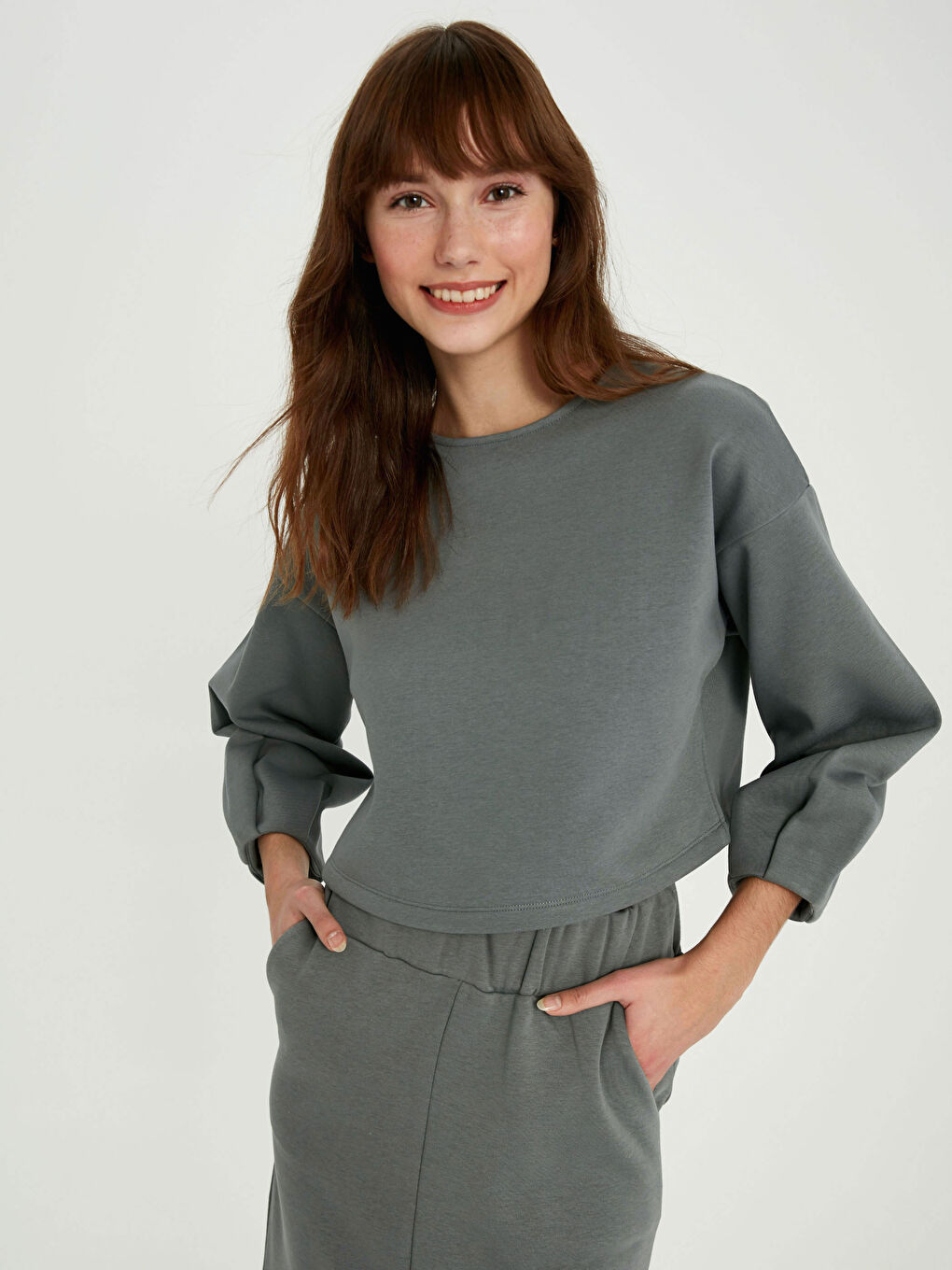 LCW Limited Rundhalsausschnitt Langarm Schlichtes Sweatshirt -0WIJ30Z8-H0W