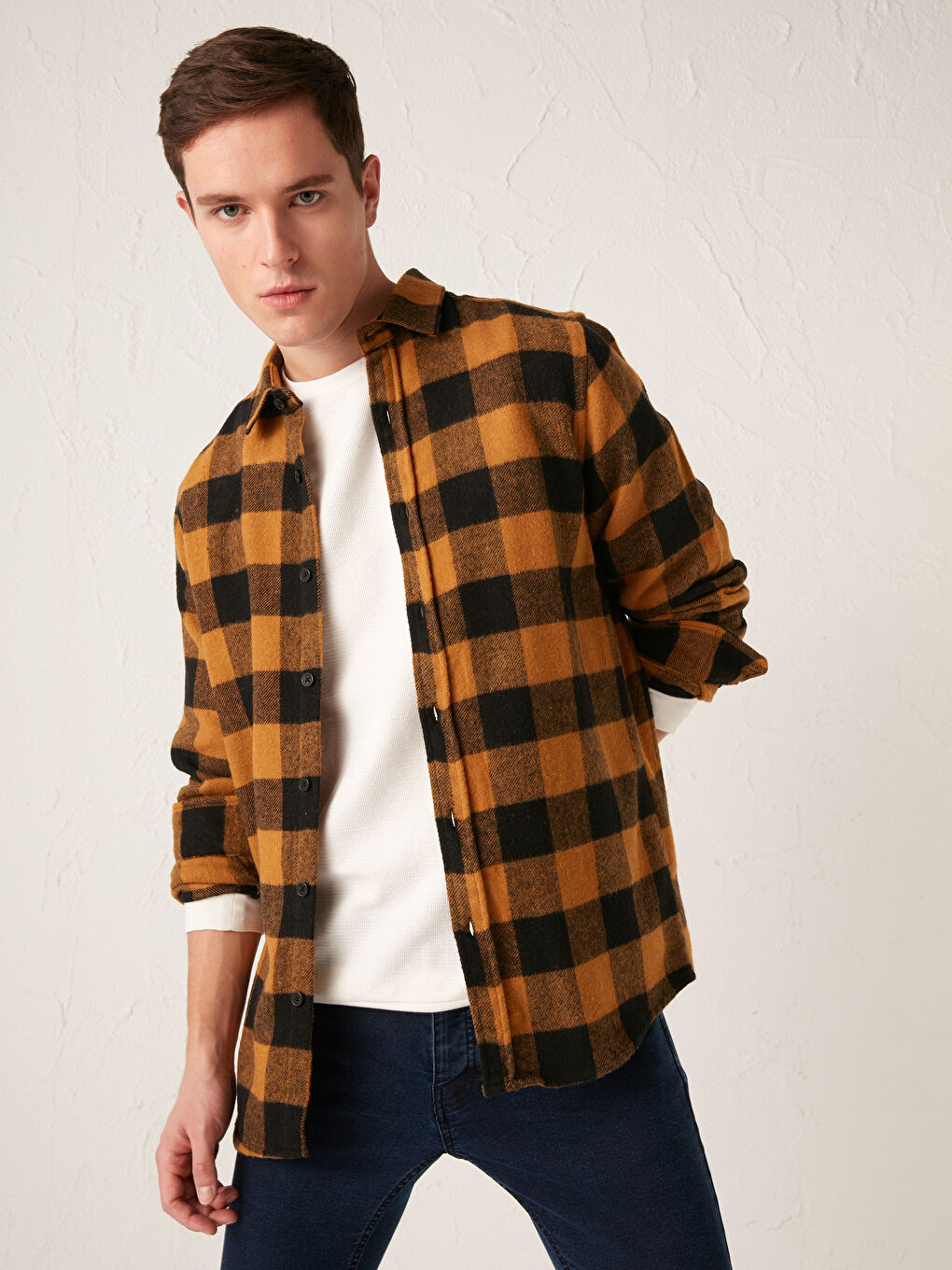 Regular Fit Long Sleeve Plaid Men's Flannel Shirt-2