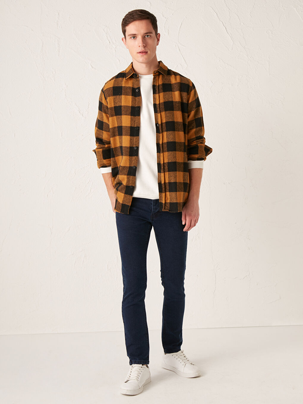 Regular Fit Long Sleeve Plaid Men's Flannel Shirt-3