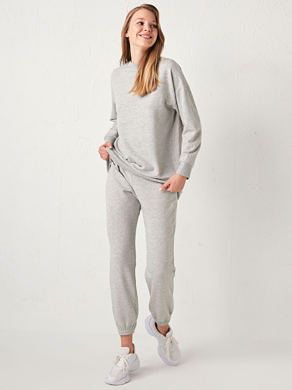 Elastic Waist Sweatpants