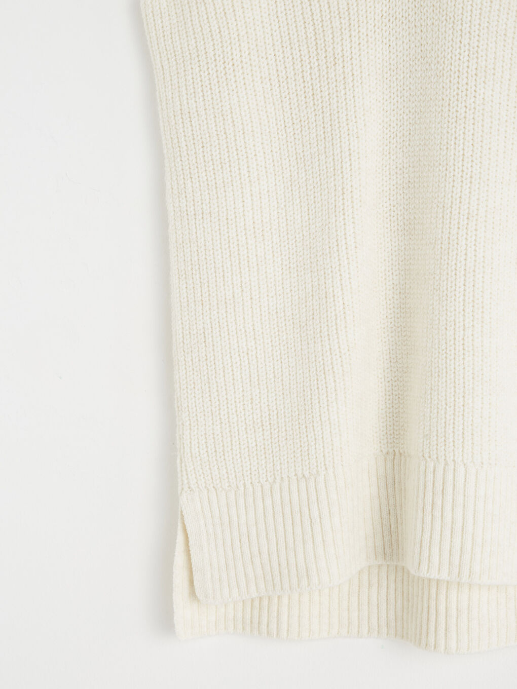 Ekru Regular Fit V Yaka Süveter-7