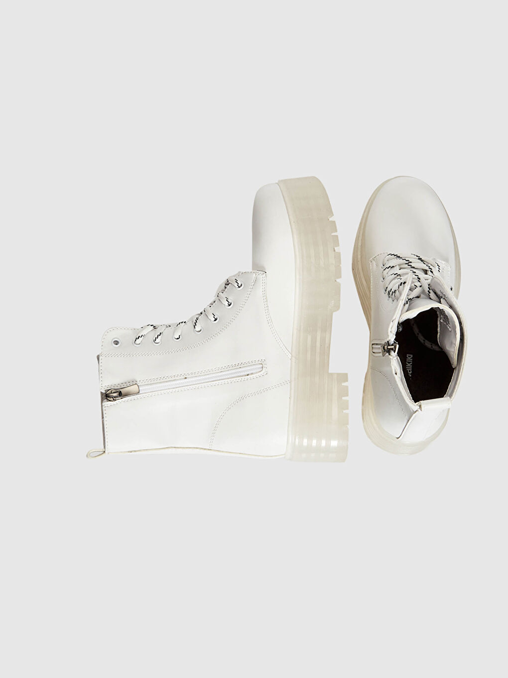 Женские ботинки на толстой подошве со шнуровкой-3