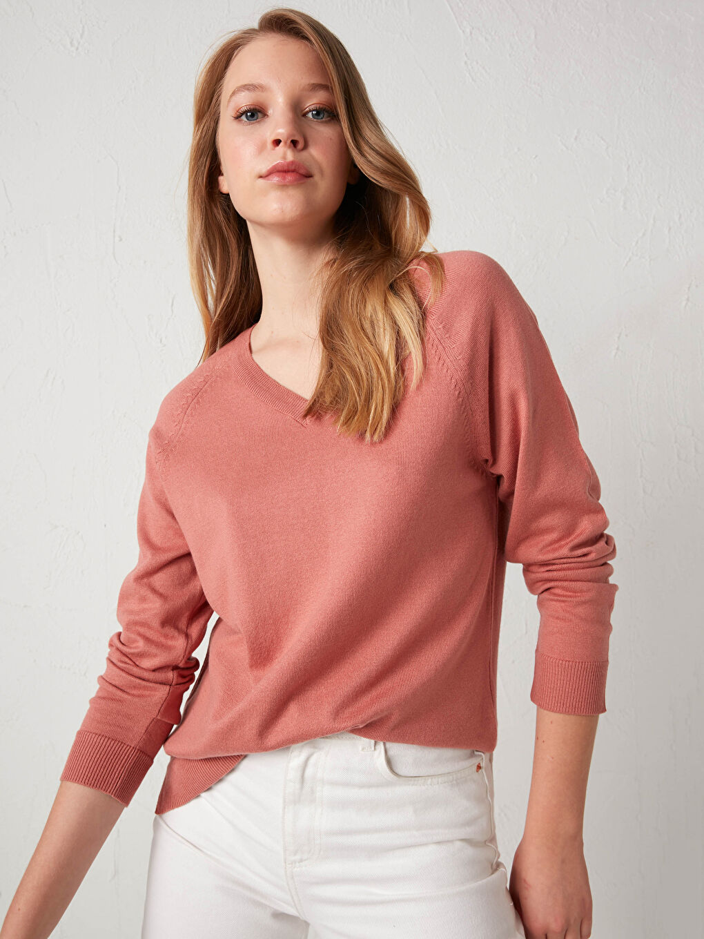 Pembe Düz V Yaka Triko Kazak-1