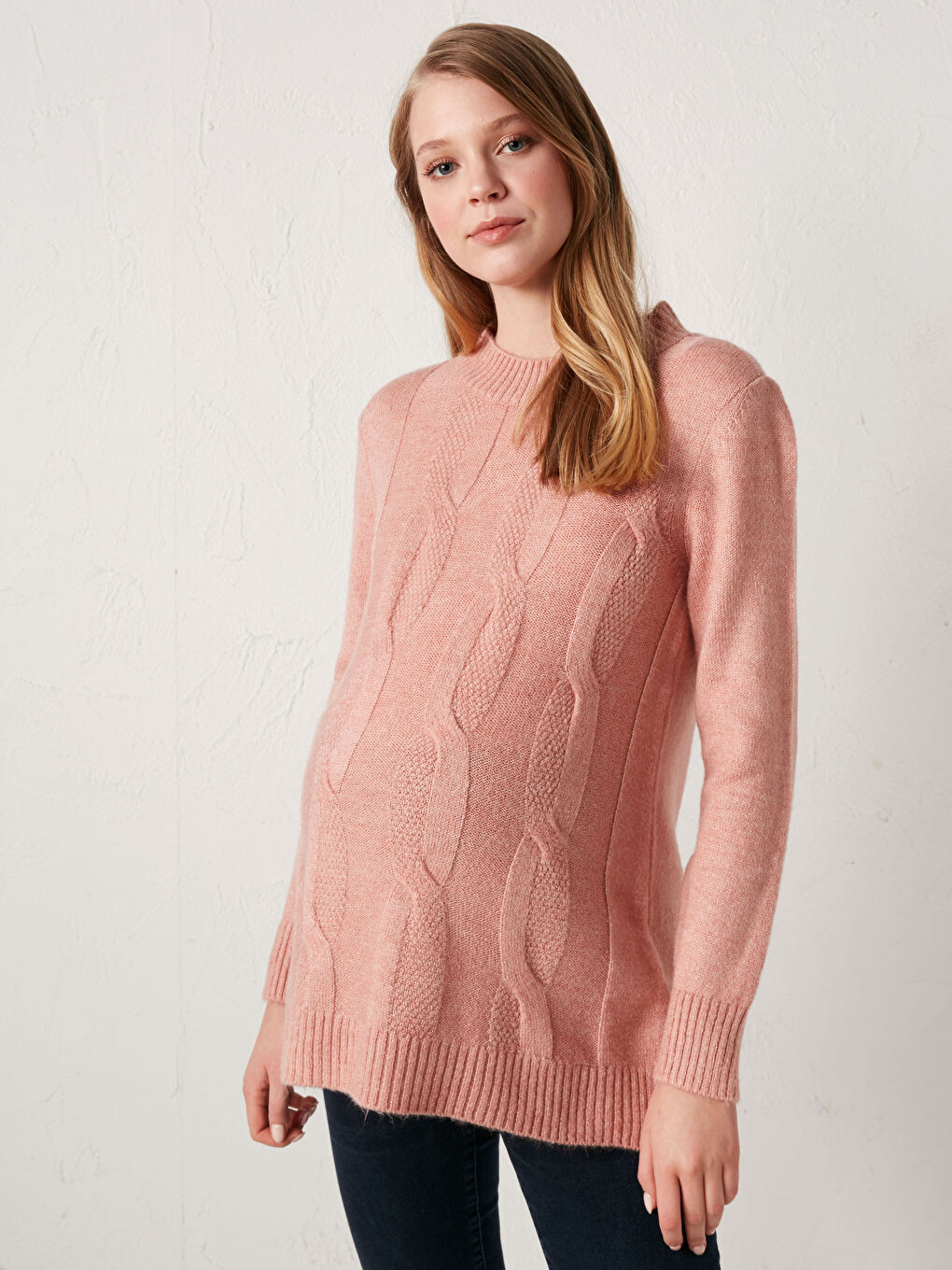 Свитер из трикотажа для беременных с круглым вырезом-3