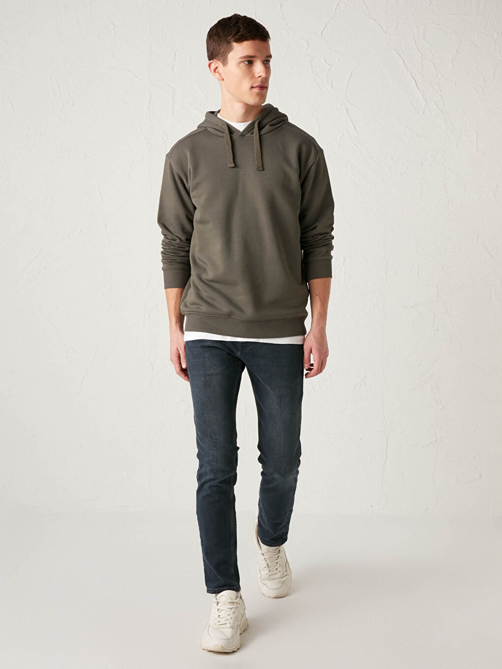 Haki Uzun Kollu Baskılı Erkek Hoodie-2