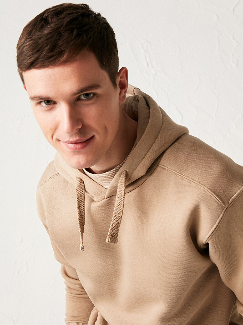 Bej Uzun Kollu Baskılı Erkek Hoodie-2