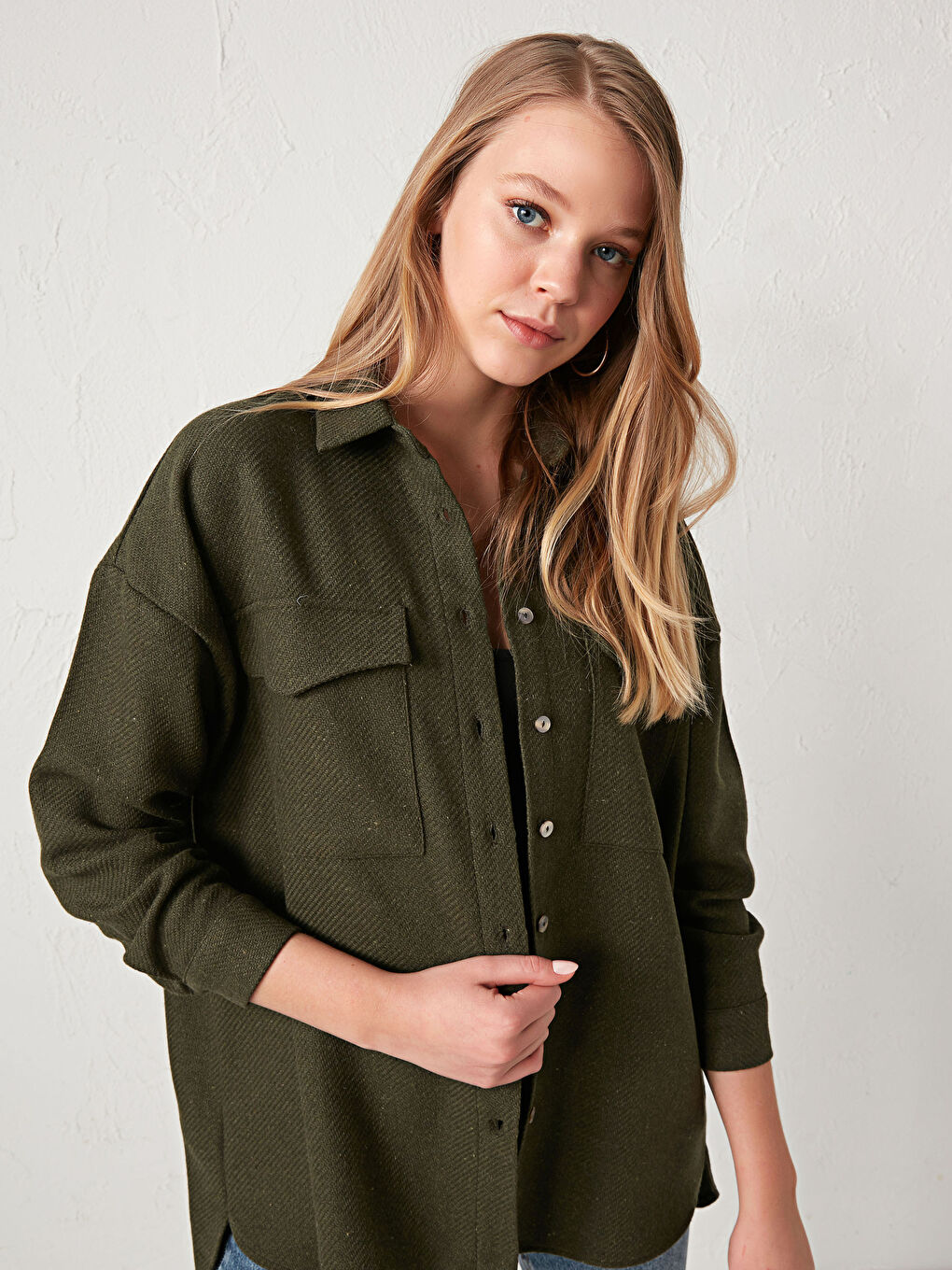 LCWAIKIKI Classic Pocket Detailed Buttoned Shirt -0WIS06Z8-GWA