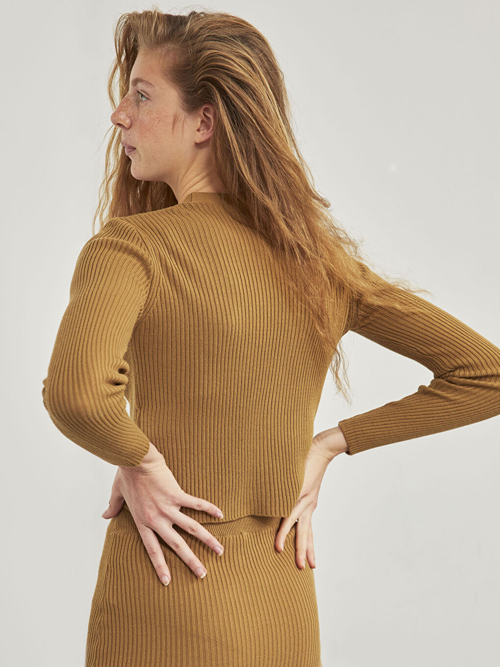 V-Neck Lightweight Tricot Cardigan-7