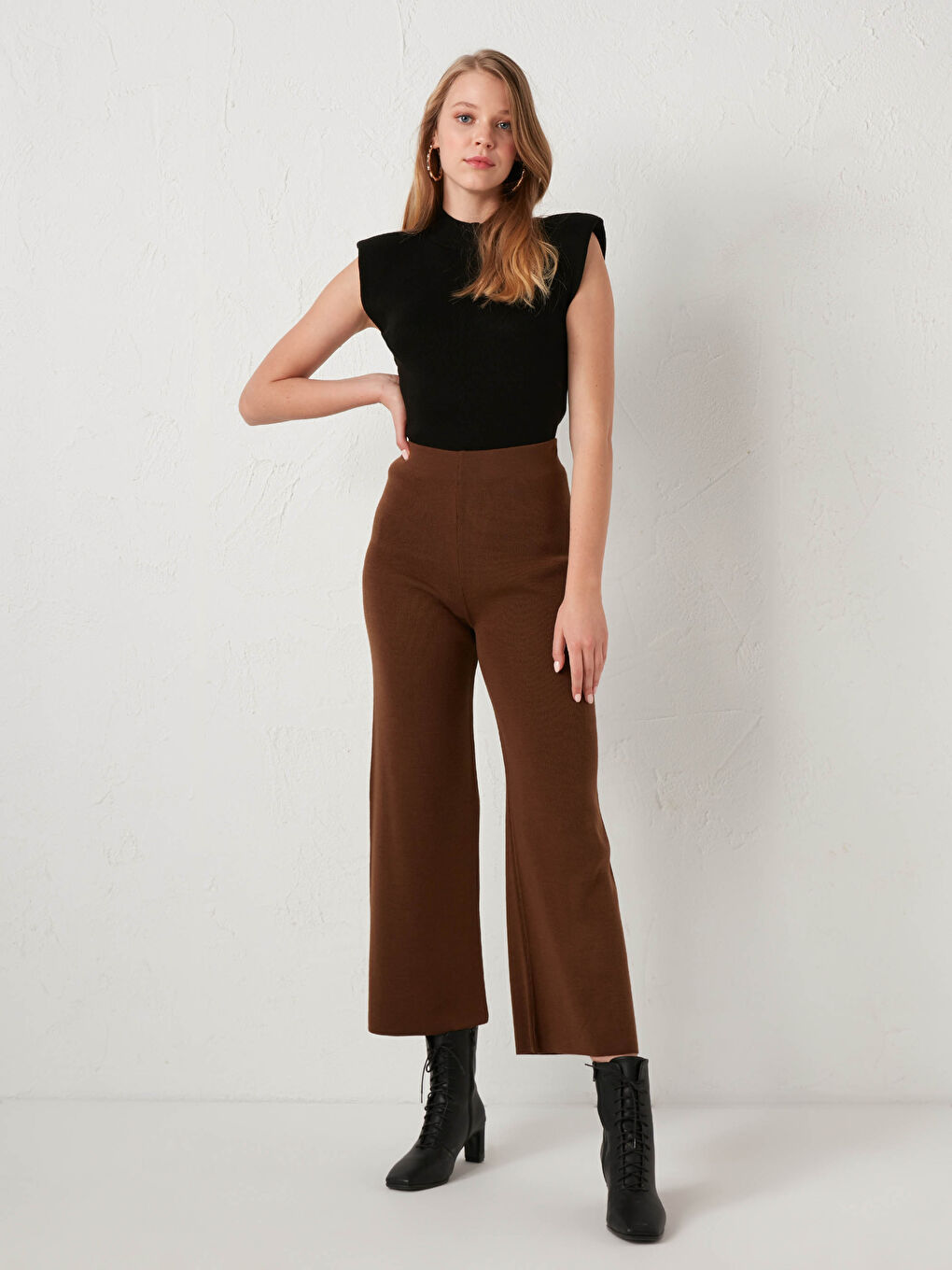 Elastic Waist Acrylic Knit Trousers-4