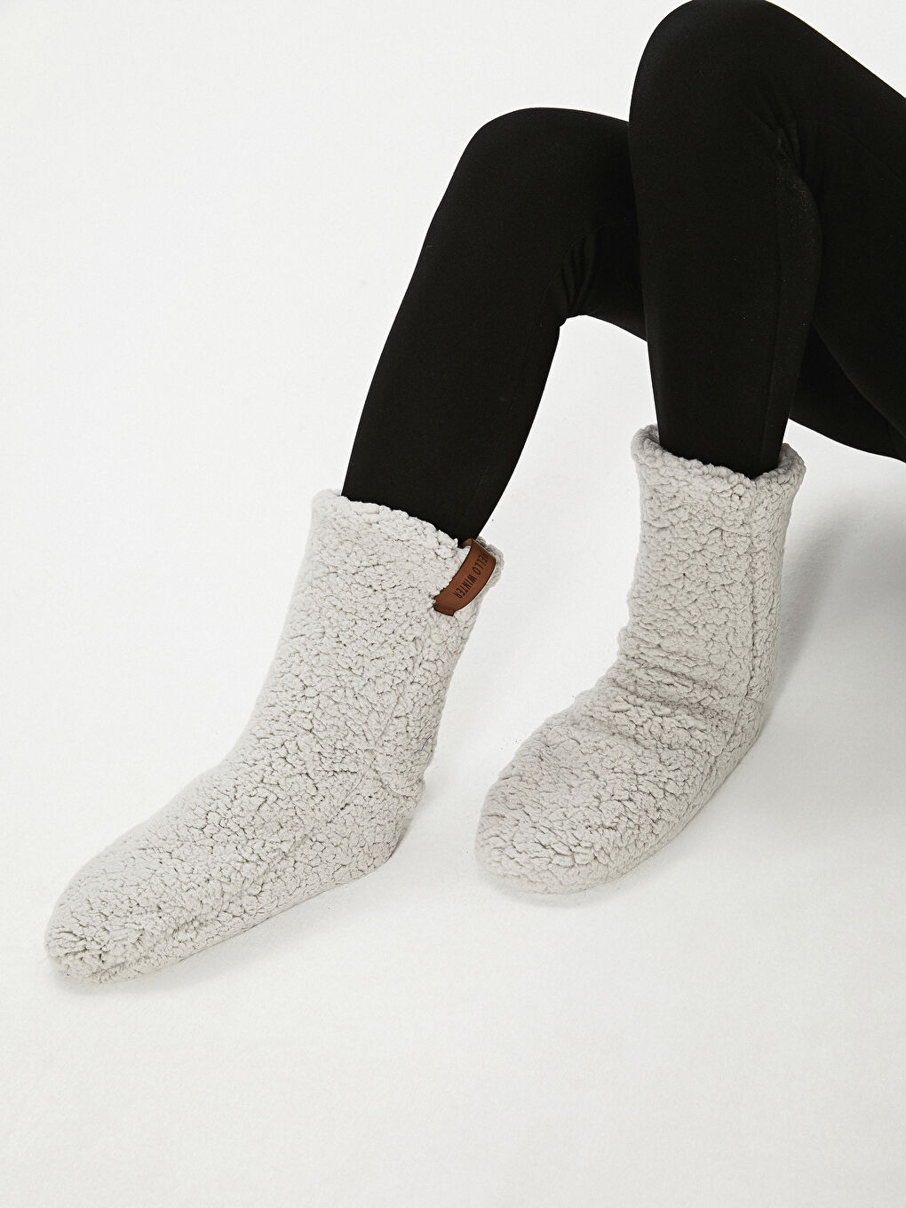 Gri Kadın Peluş Ev Terliği-2