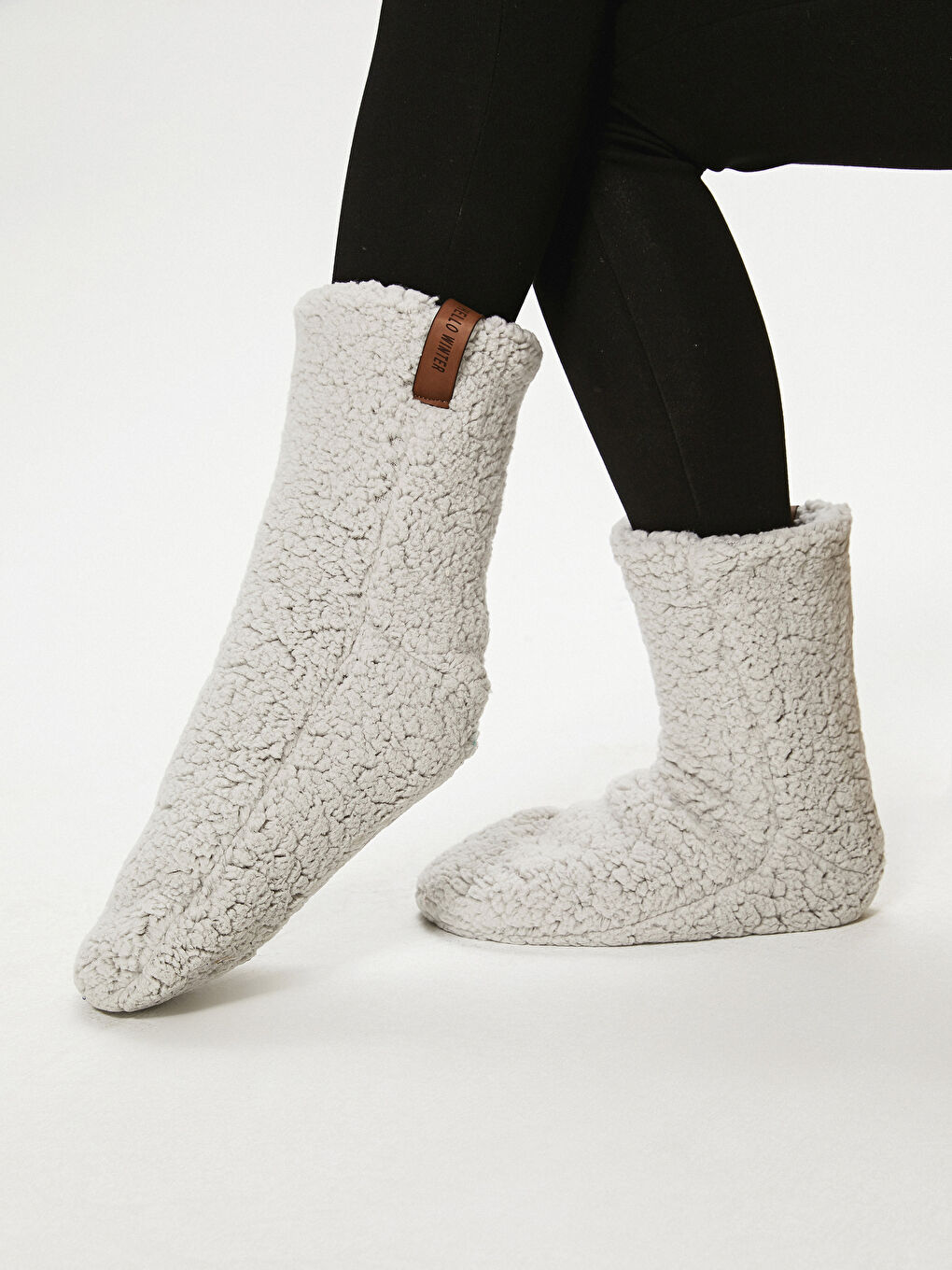 Gri Kadın Peluş Ev Terliği