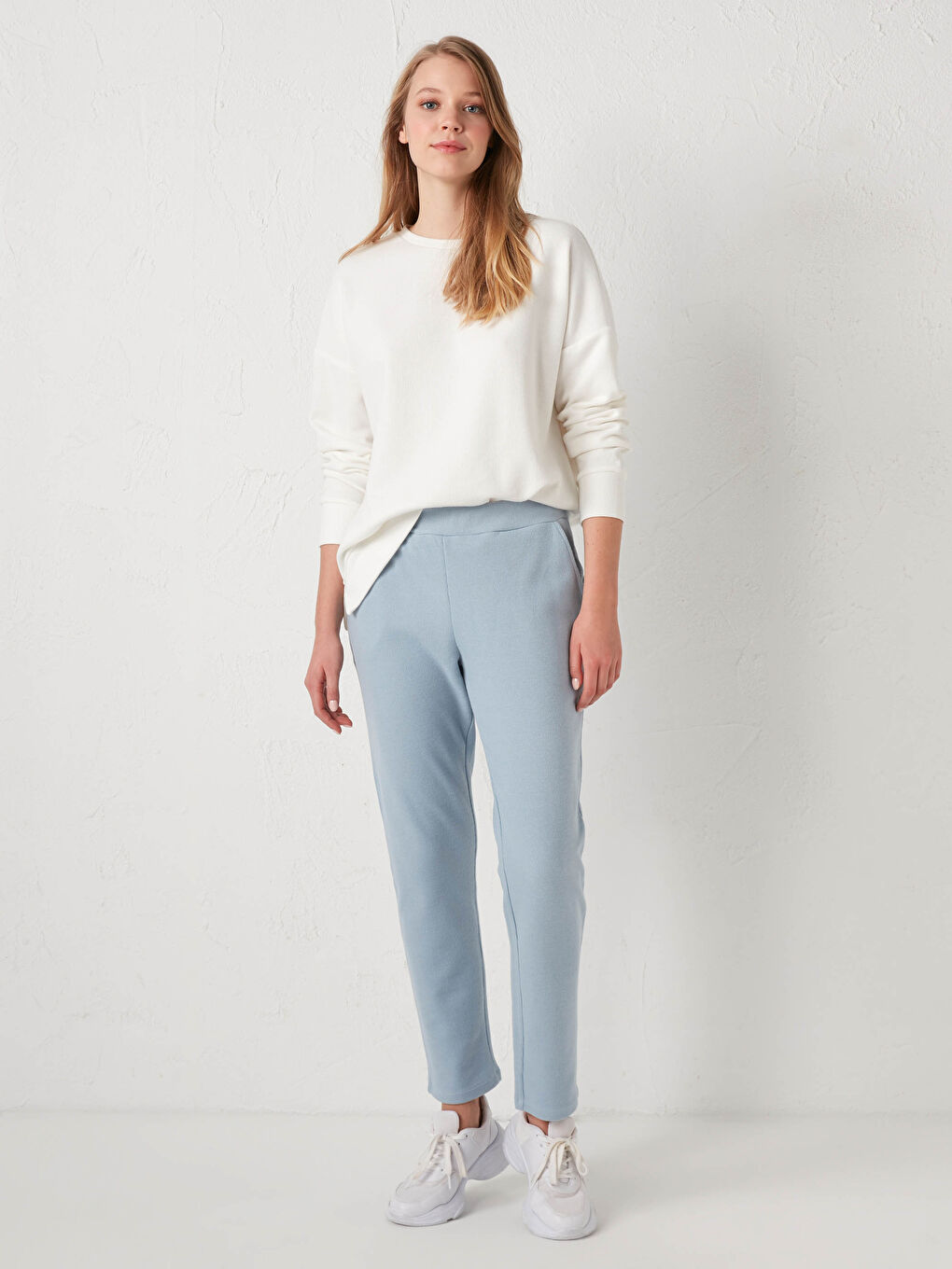 Mavi Beli Lastikli Pamuklu Eşofman Altı-2