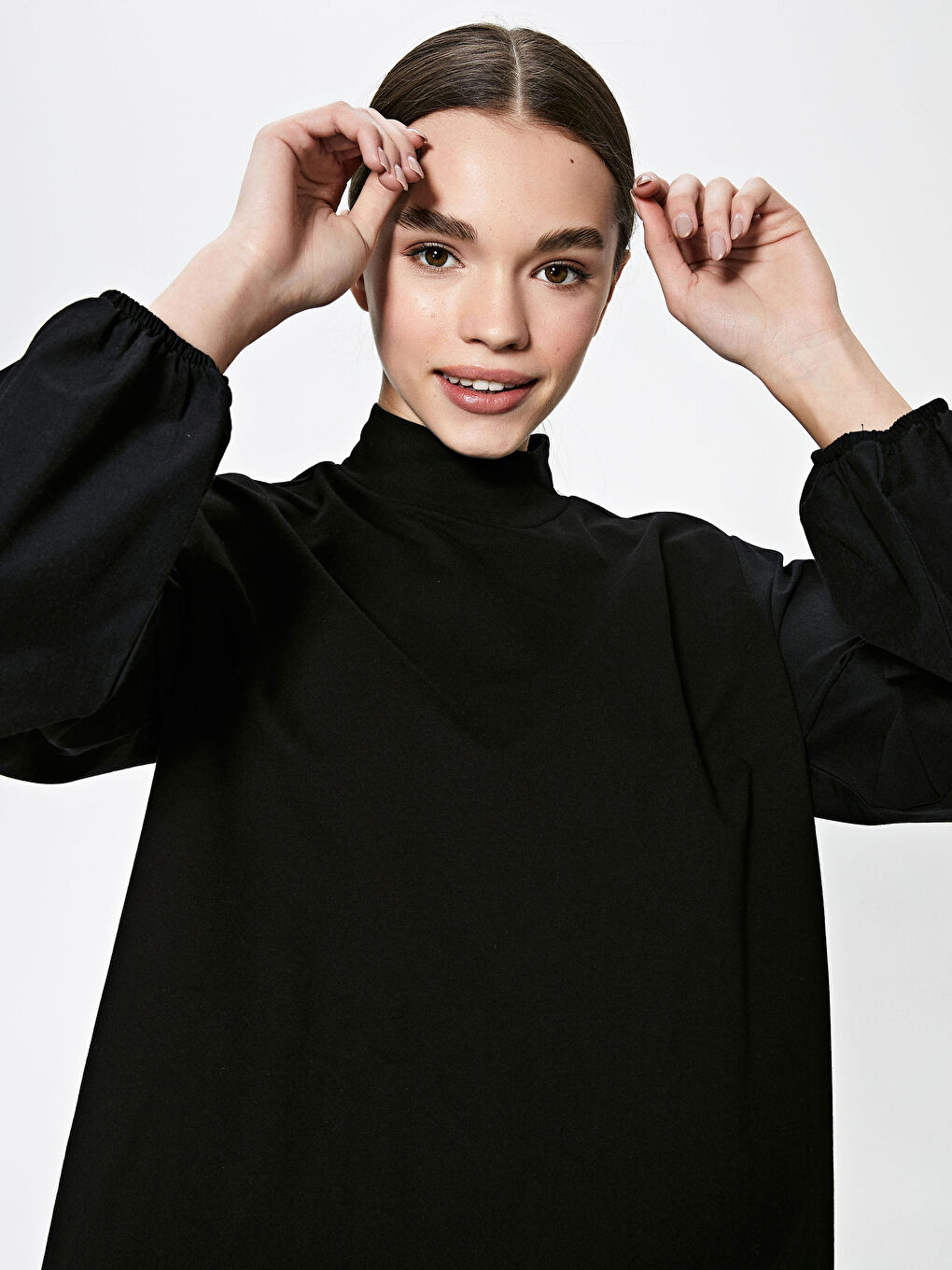 Siyah Yarım Balıkçı Yaka Düz Uzun Kollu Kadın Elbise-4