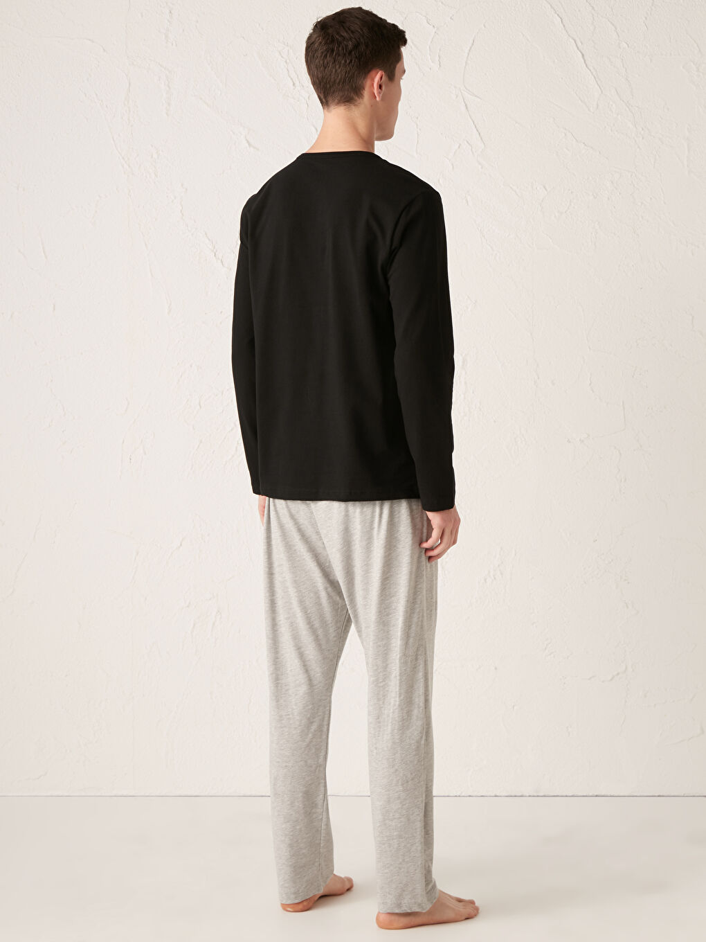 Siyah Standart Kalıp Pijama Takımı-2