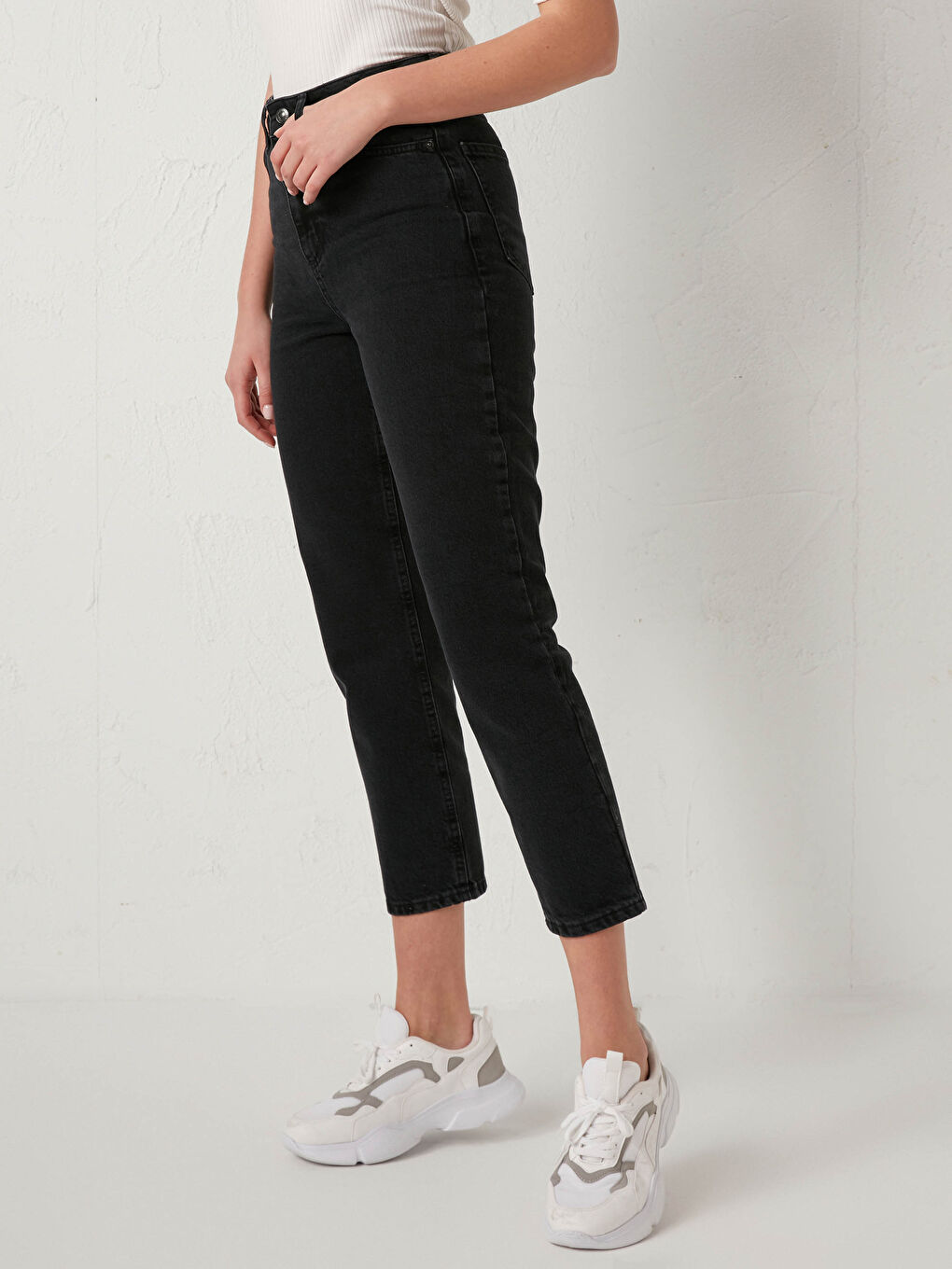 Siyah Yüksek Bel Straight Fit Kadın Jean Pantolon-3