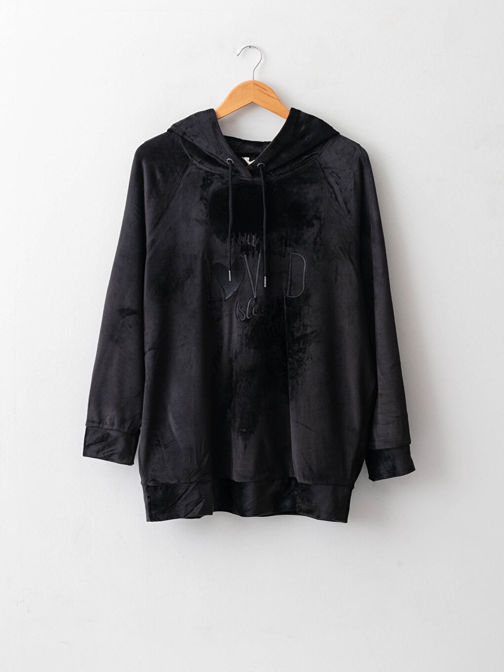 Siyah Kapüşonlu Nakışlı Uzun Kollu Kadife Kadın Pijama Üst-5