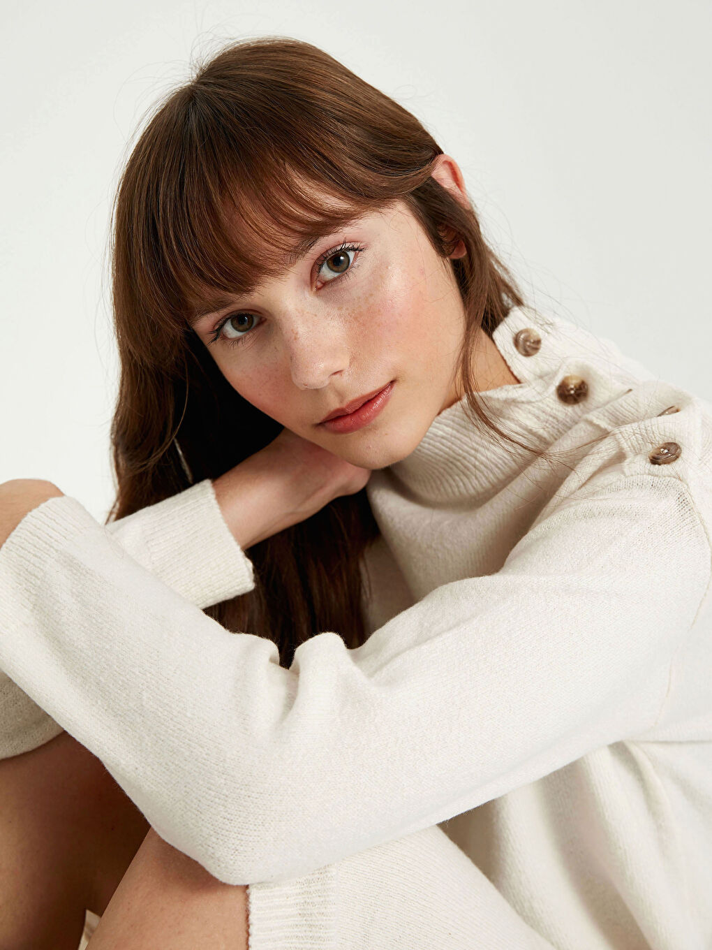 Rochie din Tricot cu Gulerul Ridicat -3