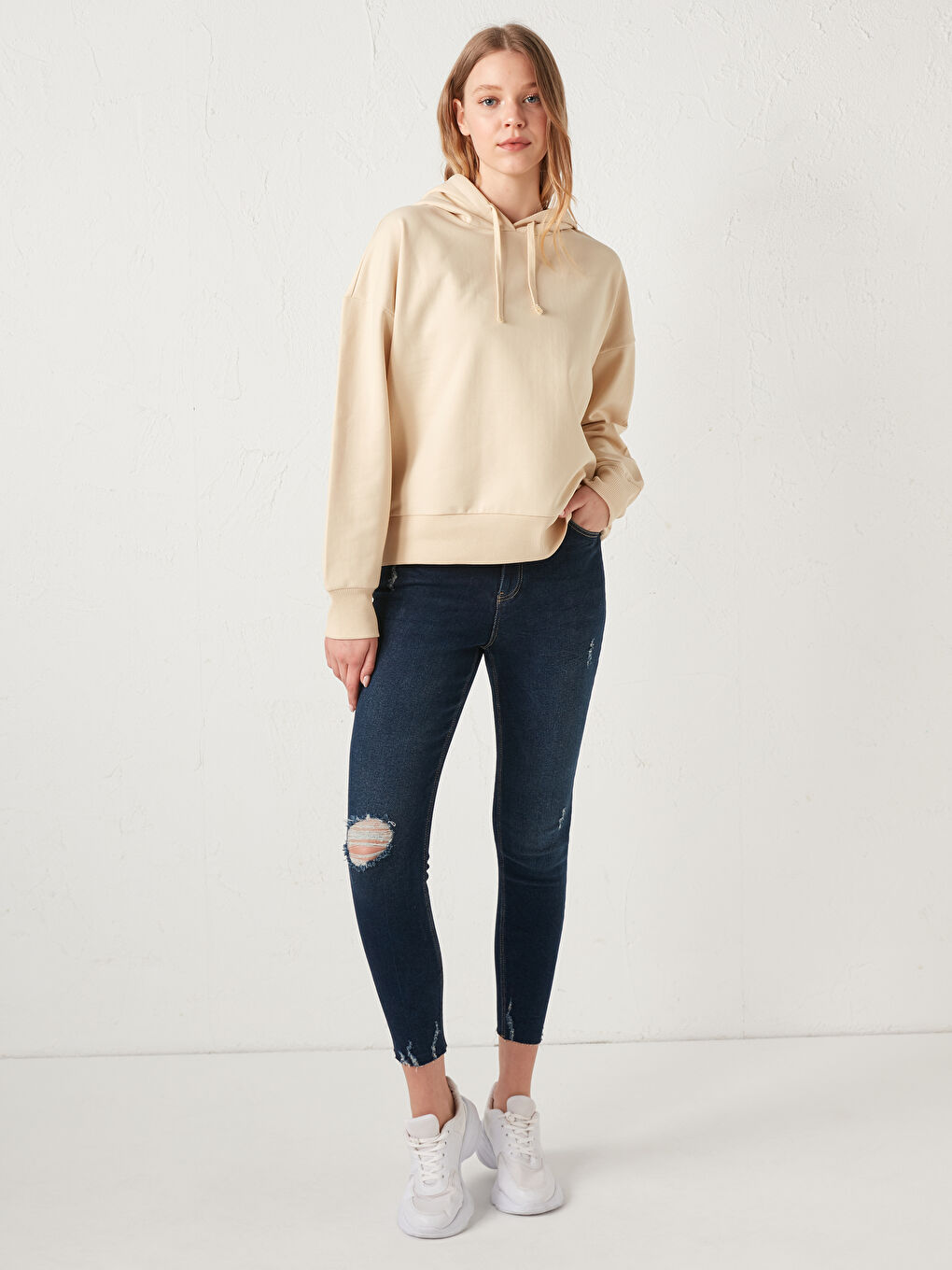 Plain Hoodie-3
