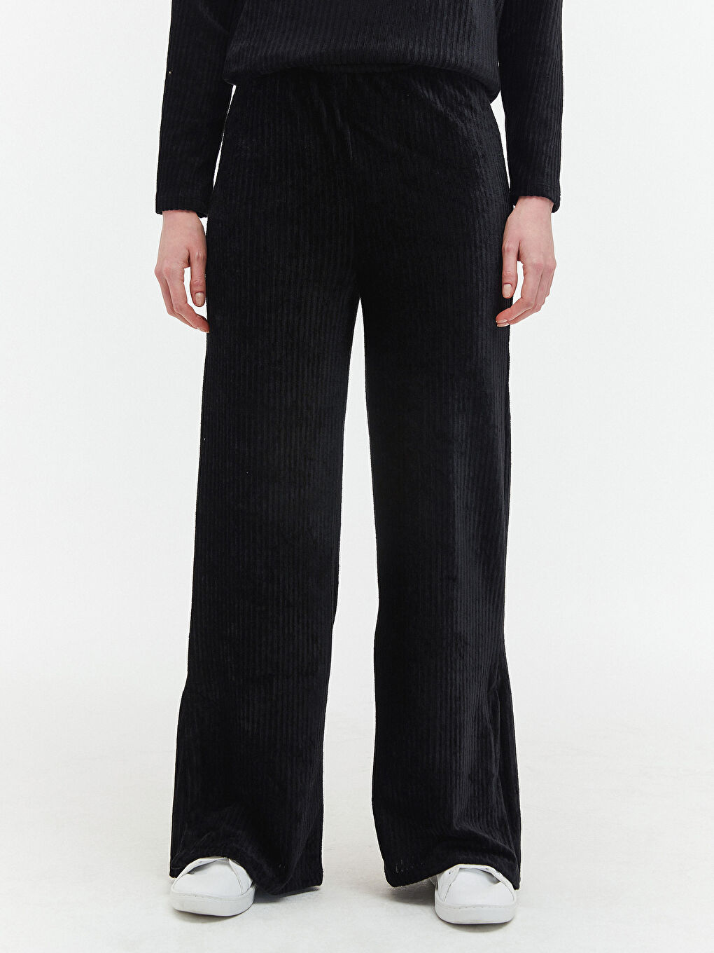 Siyah Beli Lastikli Kadife Kadın Eşofman Alt-2