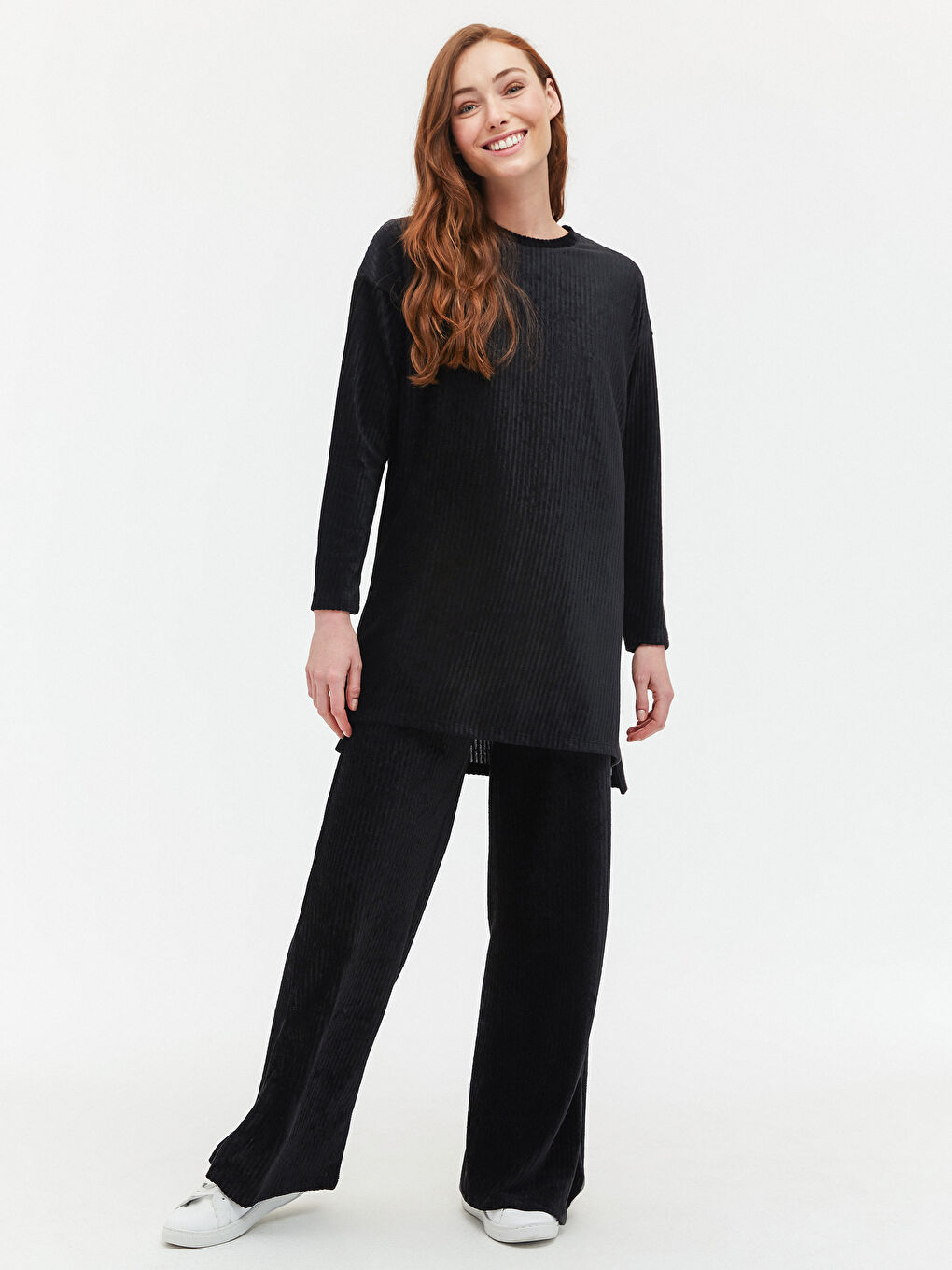 Siyah Beli Lastikli Kadife Kadın Eşofman Alt