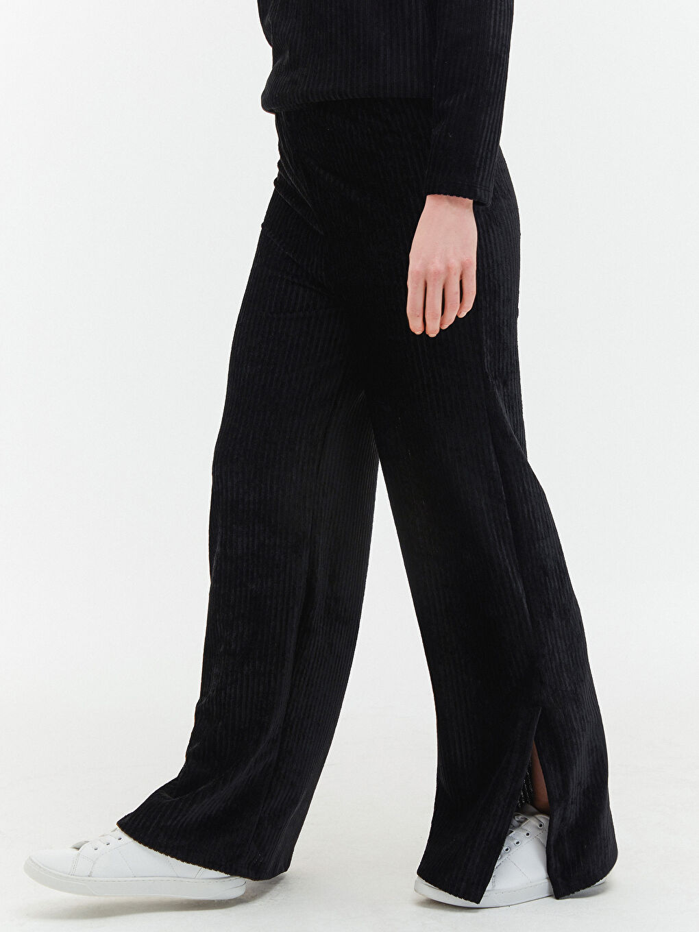 Siyah Beli Lastikli Kadife Kadın Eşofman Alt-1