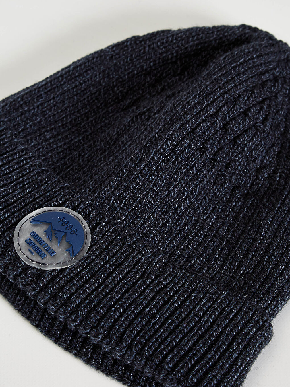 Écharpe et Bonnet en Tricot Imprimés avec Étiquette pour Garçon-1