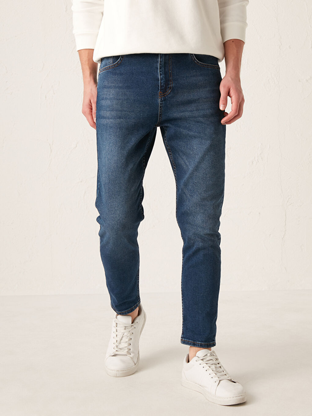 İndigo 730 Havuç Kalıp Jean Pantolon-1