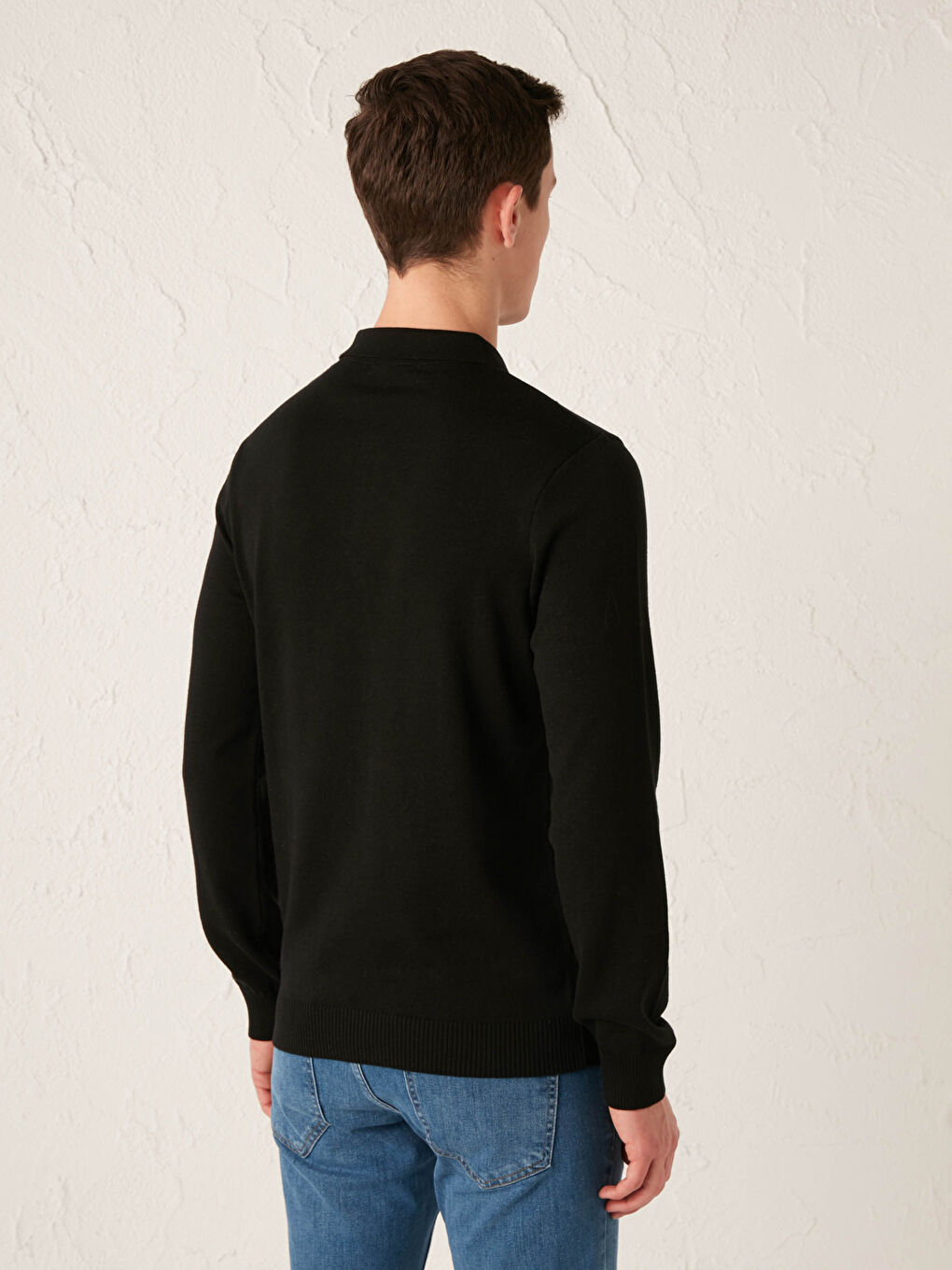 Пуловер с поло яка от тънко трико-3