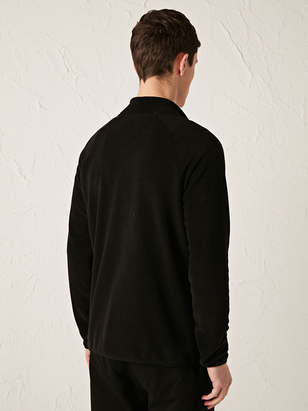 Siyah Standart Kalıp Aktif Spor Polar Erkek Hırka-2