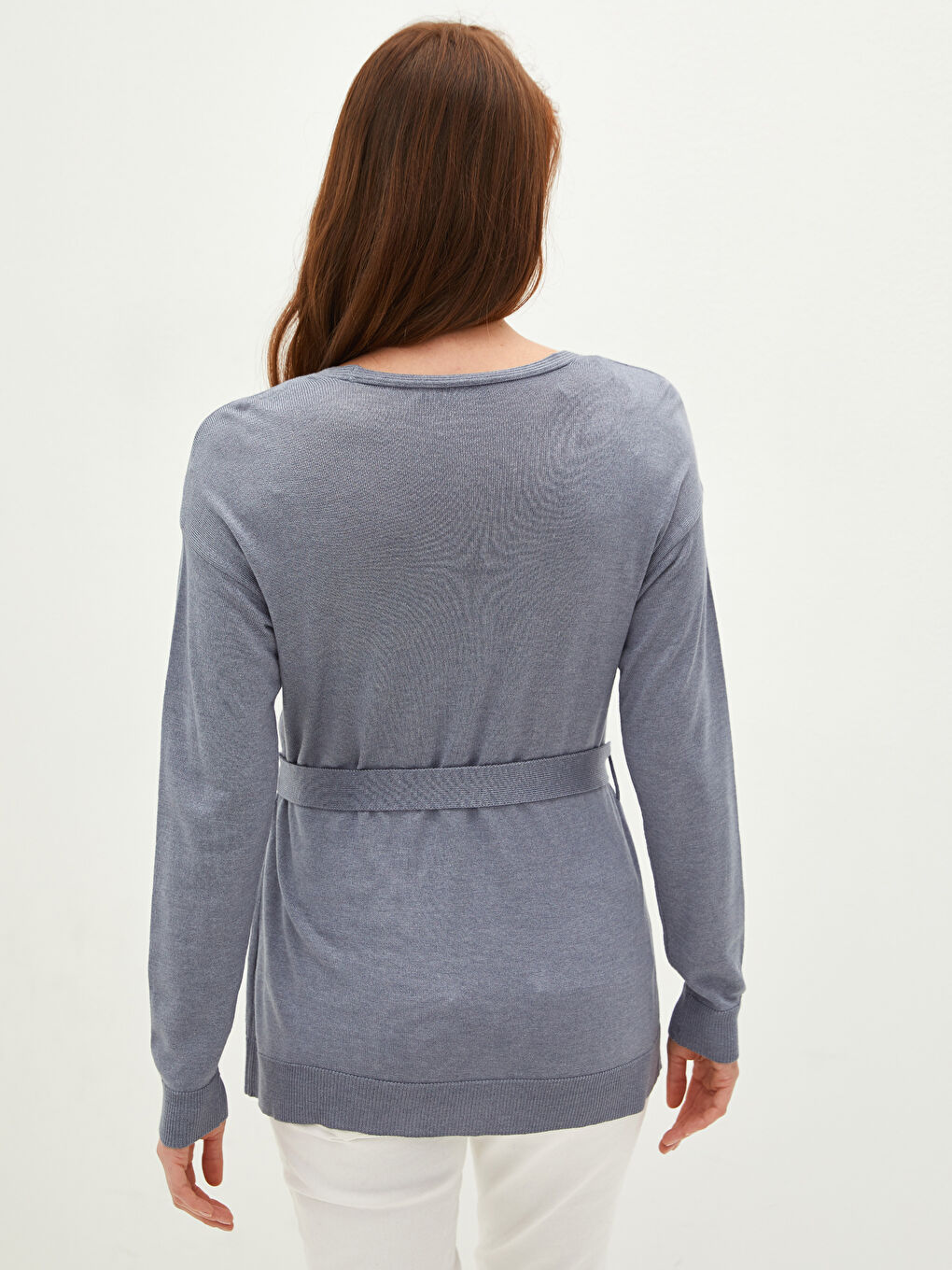 LCWAIKIKI Maternity سترة تريكو سادة بياقة على شكل حرف V وكم طويل للحوامل -0WJ834Z8-L9D