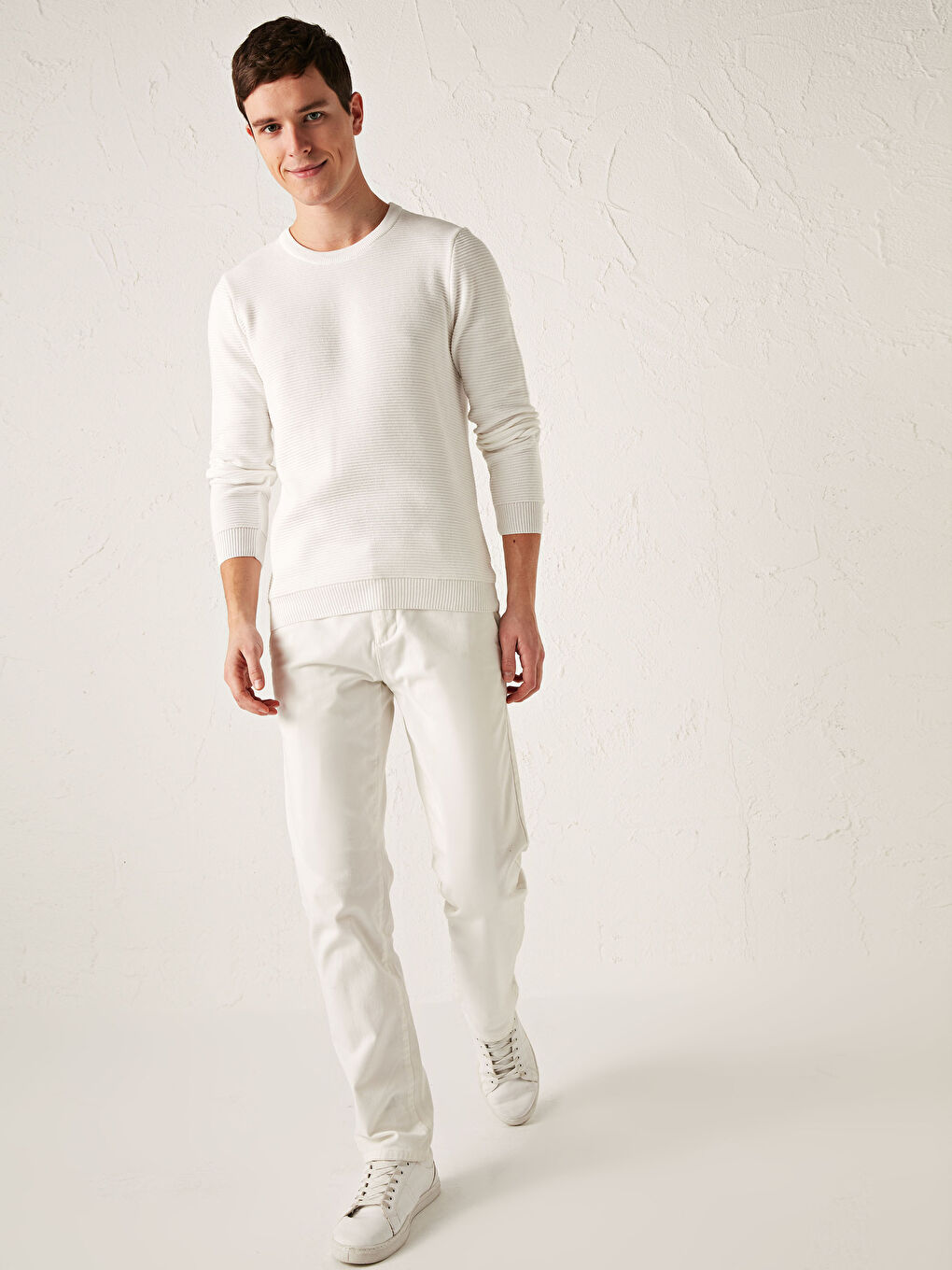 Beyaz Bisiklet Yaka İnce Triko Kazak-2