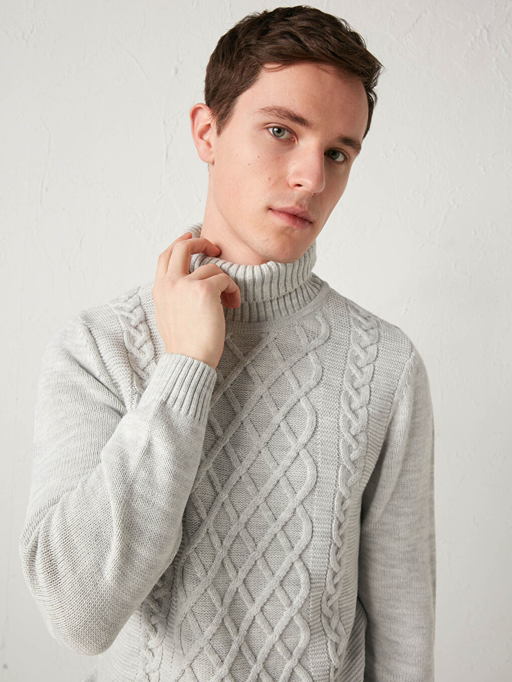 Beyaz Balıkçı Yaka Uzun Kollu Erkek Triko Kazak-1