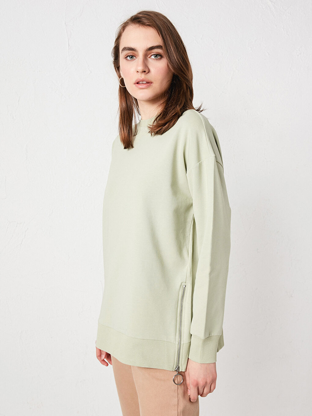 Yeşil Bisiklet Yaka Fermuar Detaylı Uzun Kollu Kadın Sweatshirt-2