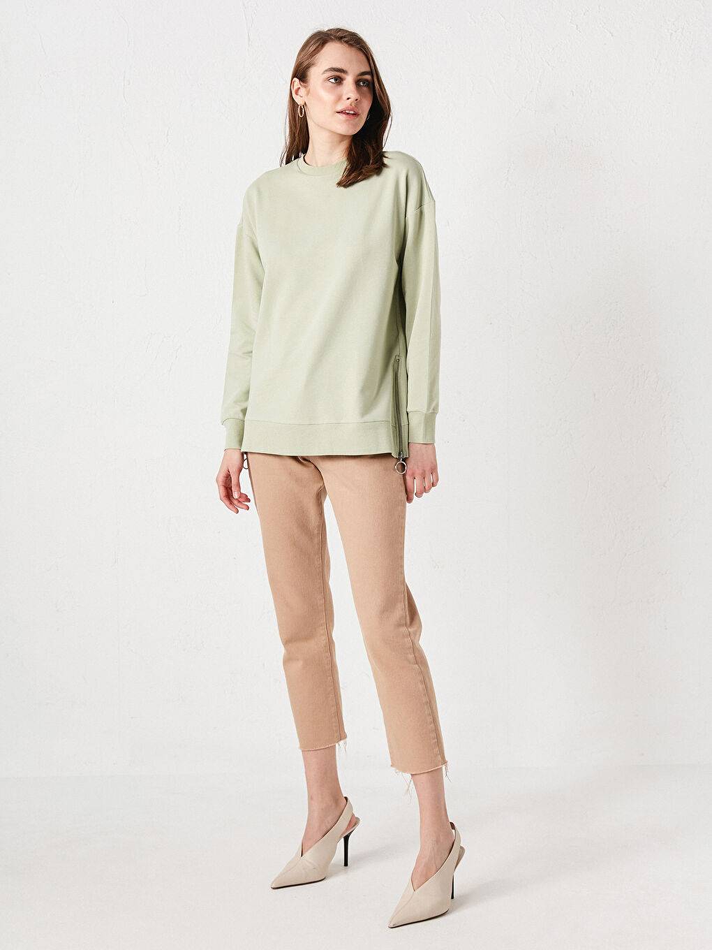 Yeşil Bisiklet Yaka Fermuar Detaylı Uzun Kollu Kadın Sweatshirt-3