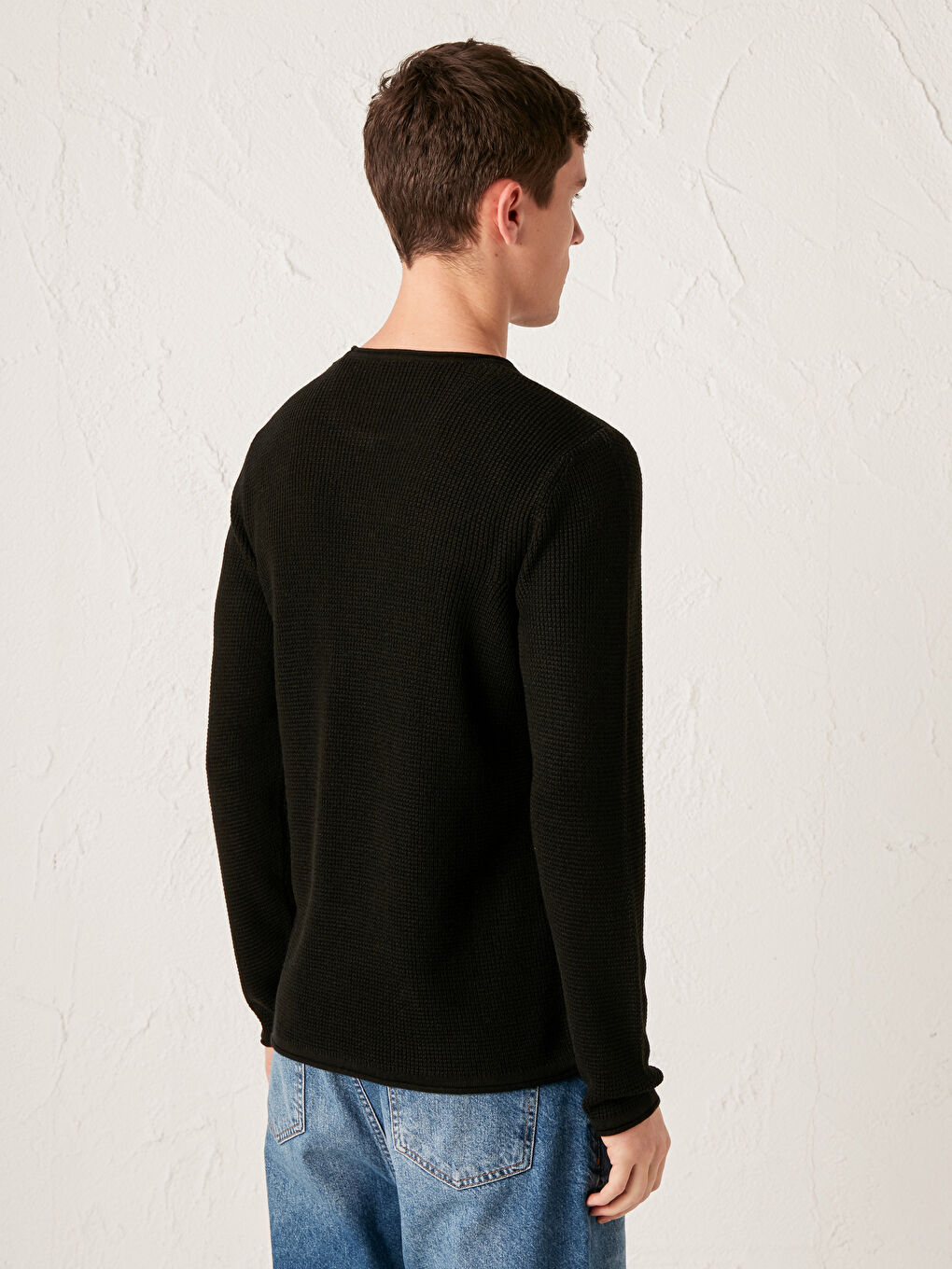 Siyah Bisiklet Yaka İnce Triko Kazak-3