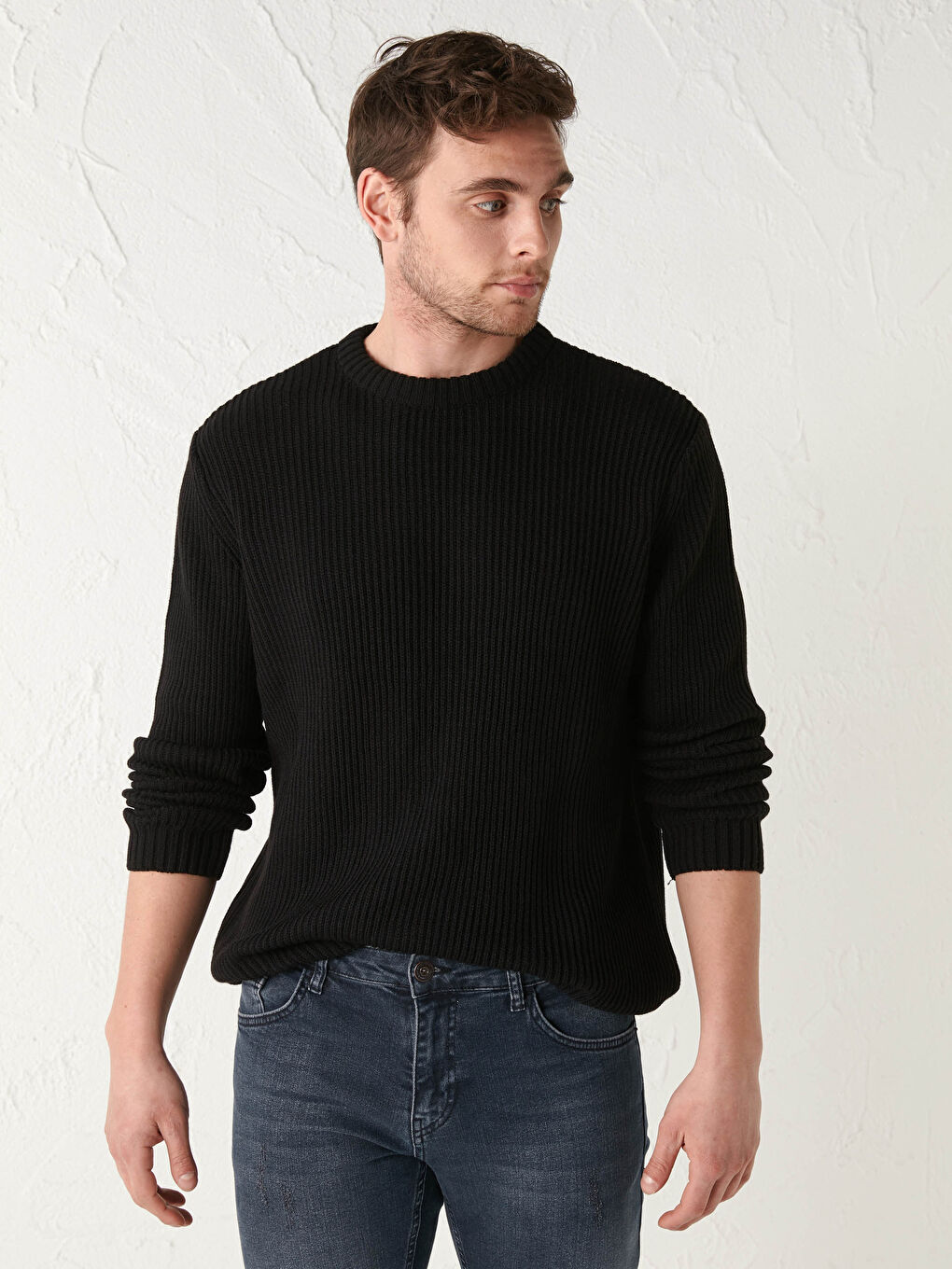 Siyah Bisiklet Yaka Uzun Kollu Desenli Erkek Triko Kazak