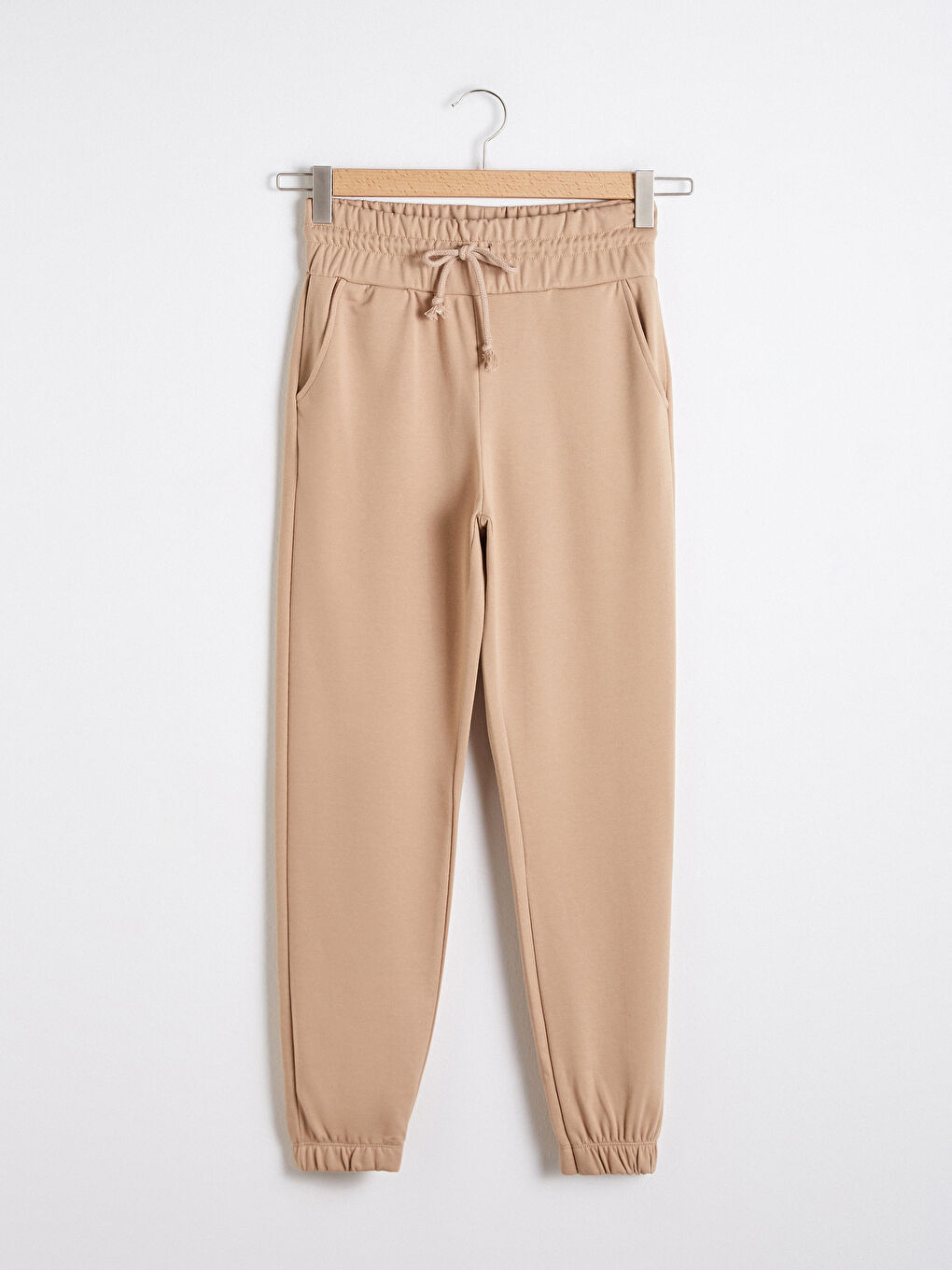 Спортивные брюки с эластичной резинкой на талии-4