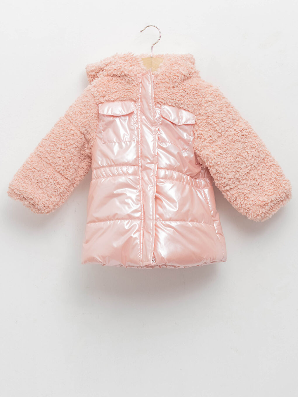 Пальто для малышки девочки с капюшоном на молнии толстое