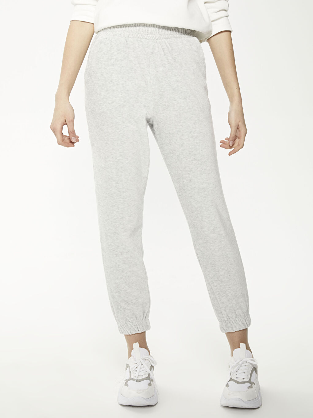 Women's Velvet Tracksuit Bottom With Elastic Waist-2