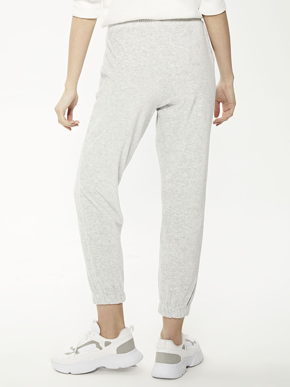 Women's Velvet Tracksuit Bottom With Elastic Waist-3