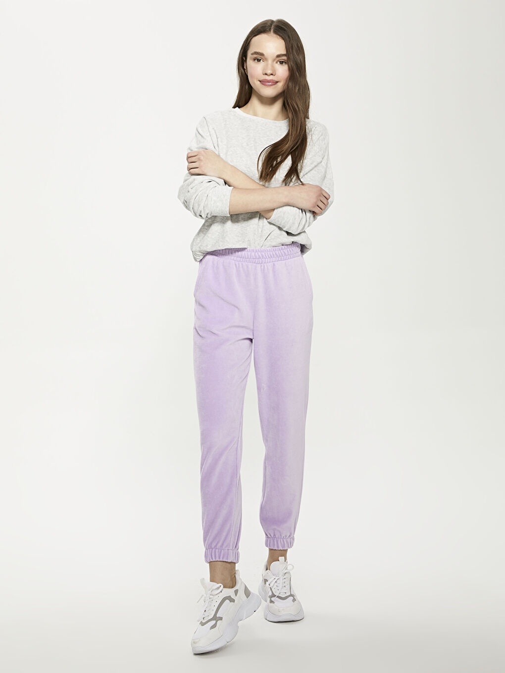 Women's Velvet Tracksuit Bottom With Elastic Waist-1