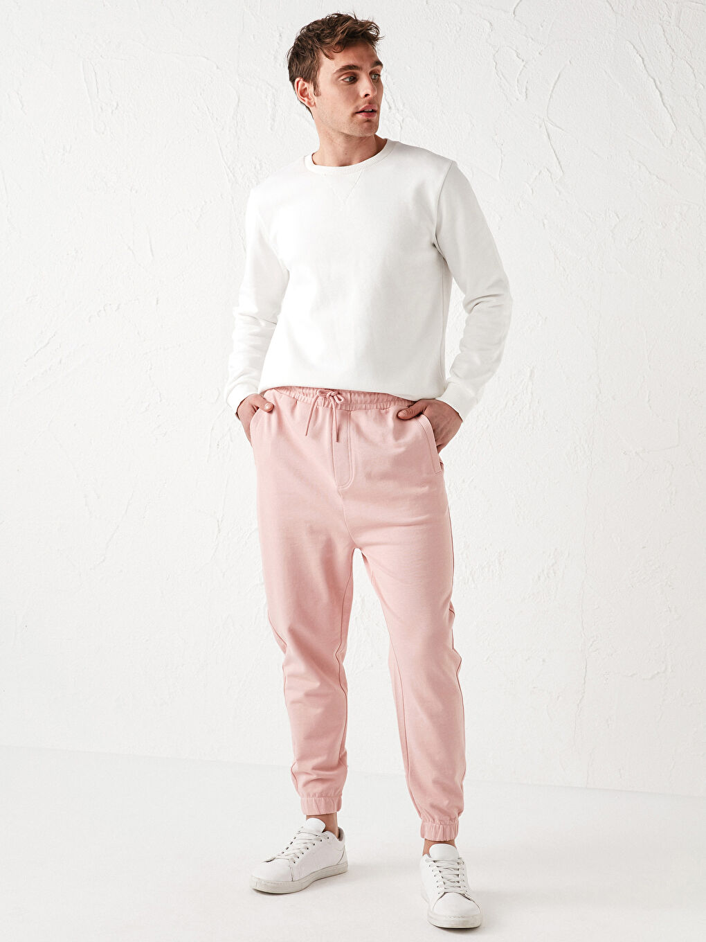 Pembe Bol Kalıp Erkek Jogger Eşofman Altı-1