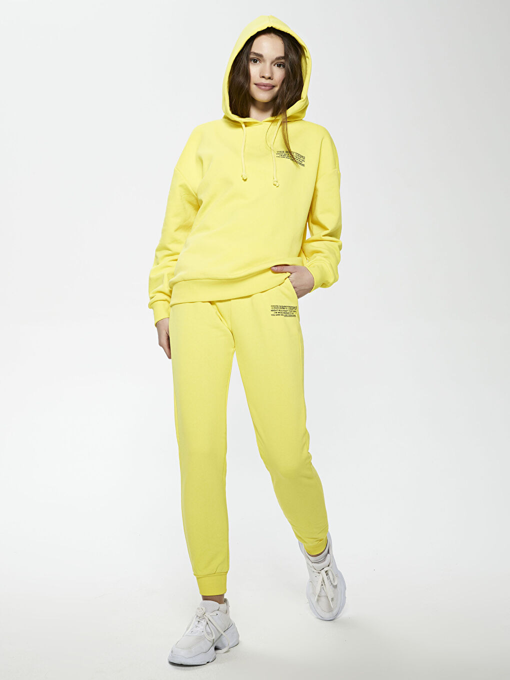 Sarı Yazı Baskılı Kadın Kalın Hoodie-3