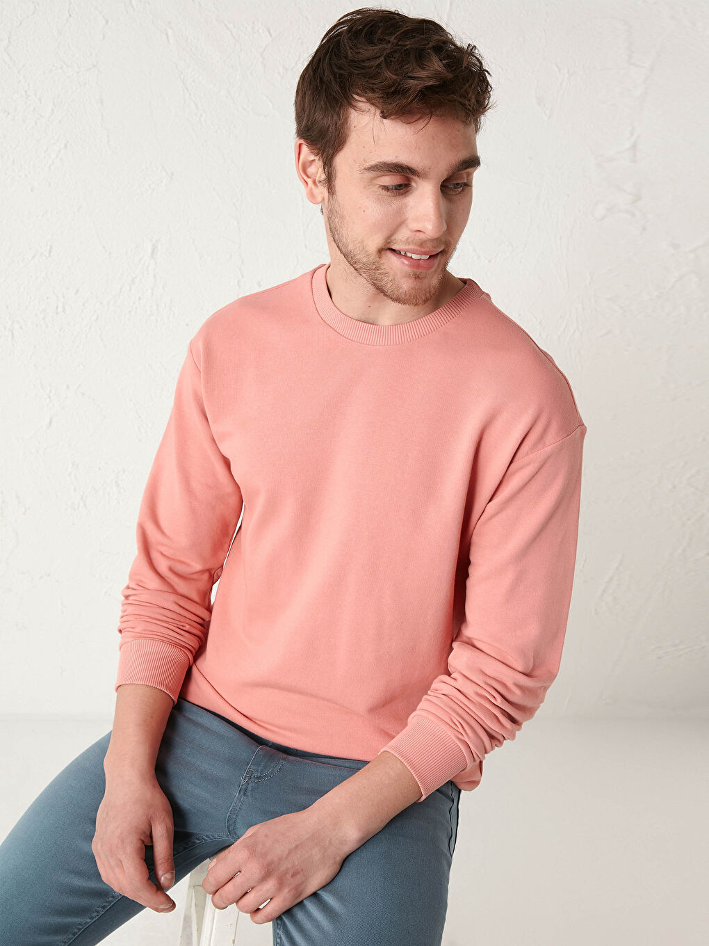 Свитшот Мужской Базовый С Длинным Рукавом И Круглым Вырезом-4