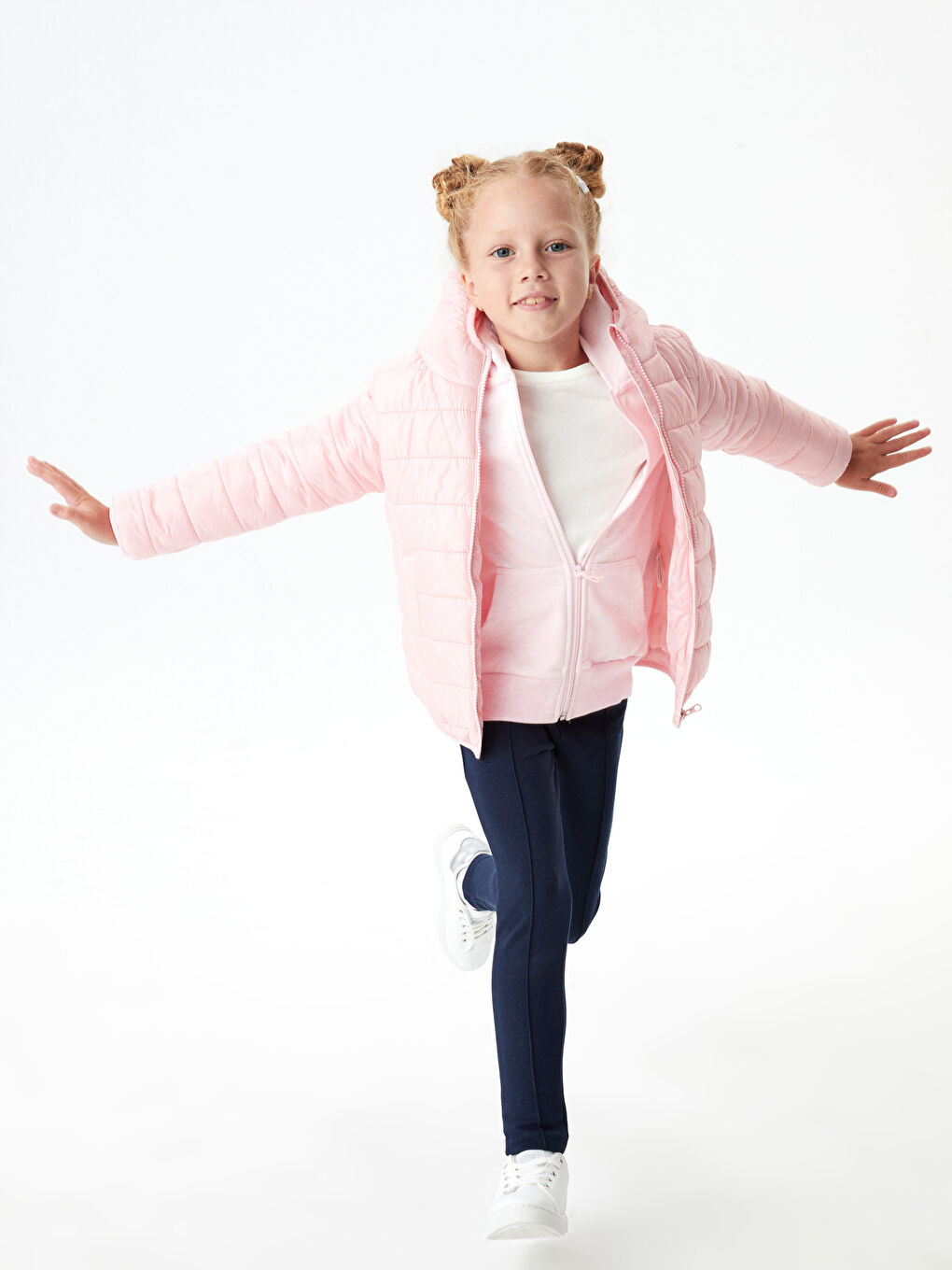 LCW Kids بۆ کچان پانتۆڵی ئاسایی لەگەڵ کەمەر لاستیکی -W11080Z4-HRC